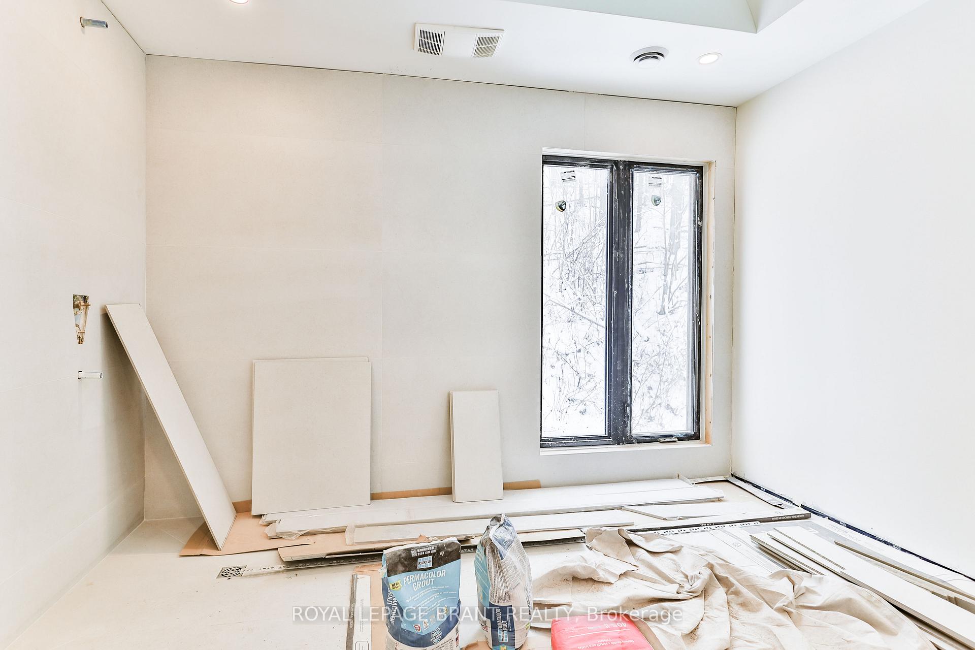 Photo 29 of 534 Blue Lake Road, Brant, South Dumfries — HOMEH