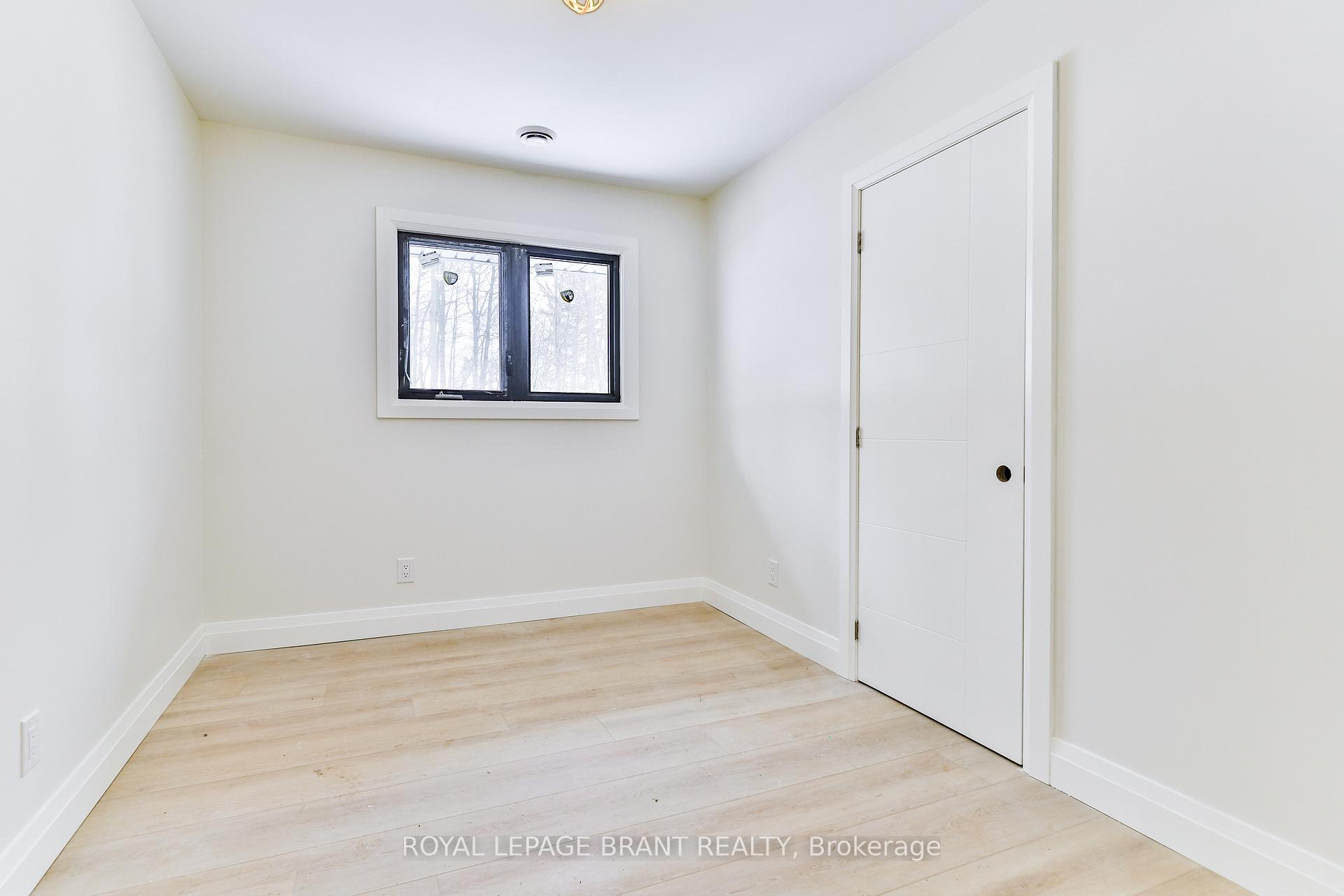 Photo 34 of 534 Blue Lake Road, Brant, South Dumfries — HOMEH