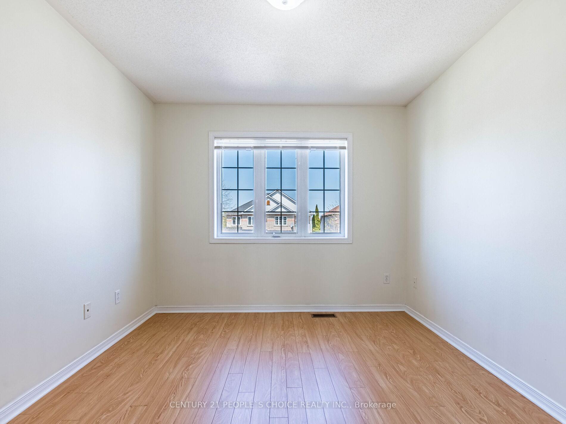 Photo 30 of 93 River Rock Crescent, Brampton, Fletcher's Meadow — HOMEH