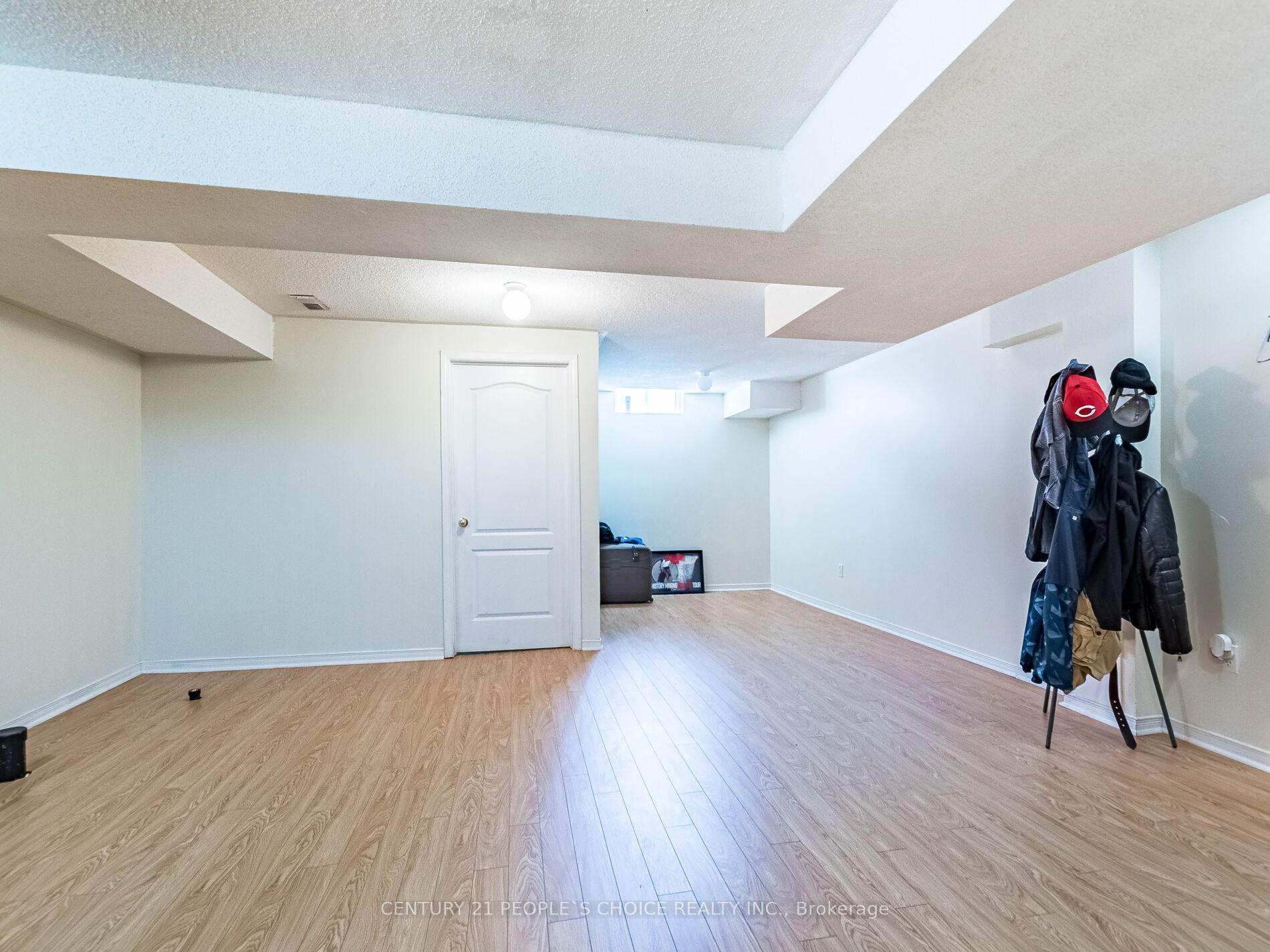 Photo 47 of 93 River Rock Crescent, Brampton, Fletcher's Meadow — HOMEH