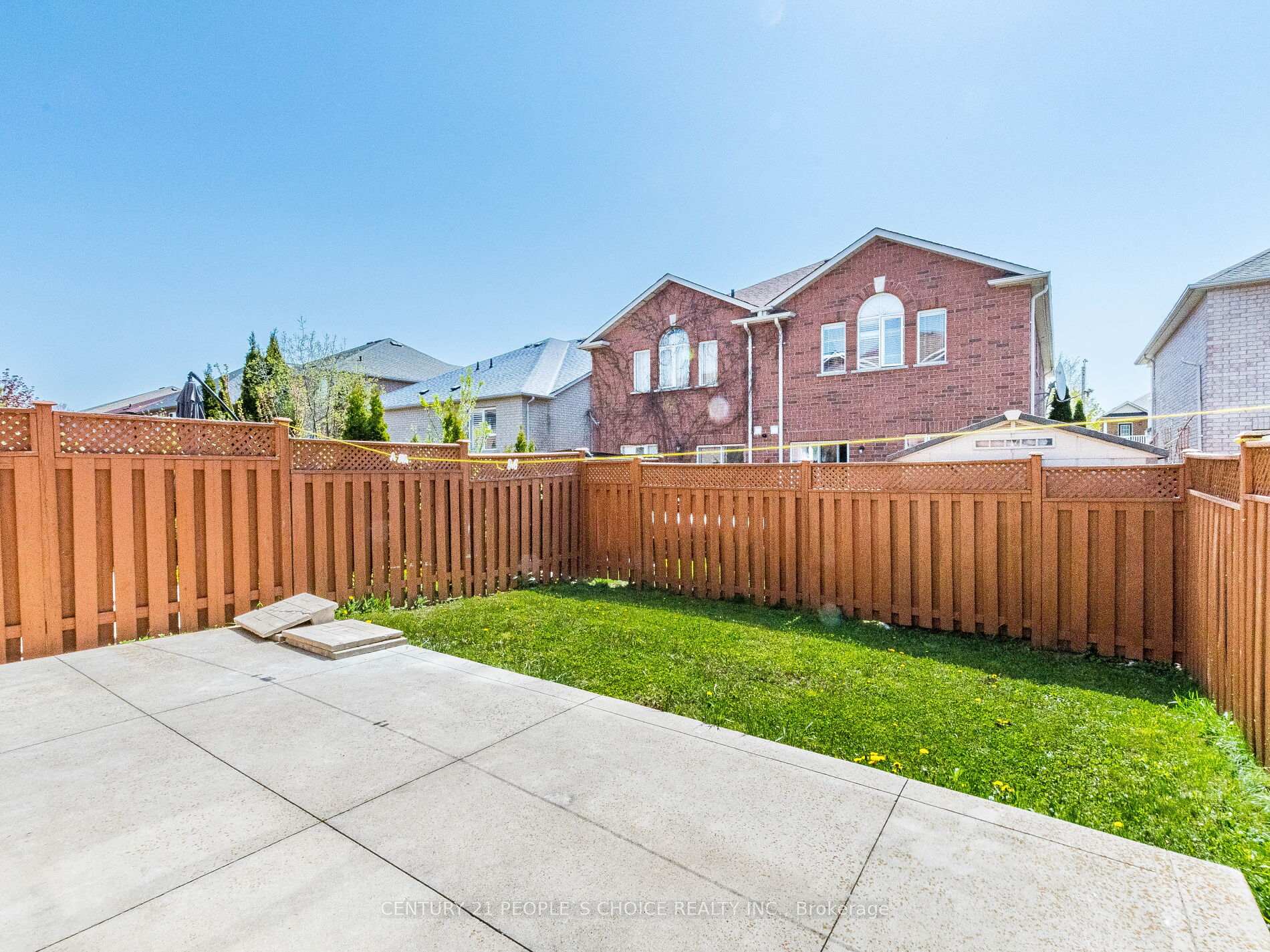 Photo 49 of 93 River Rock Crescent, Brampton, Fletcher's Meadow — HOMEH