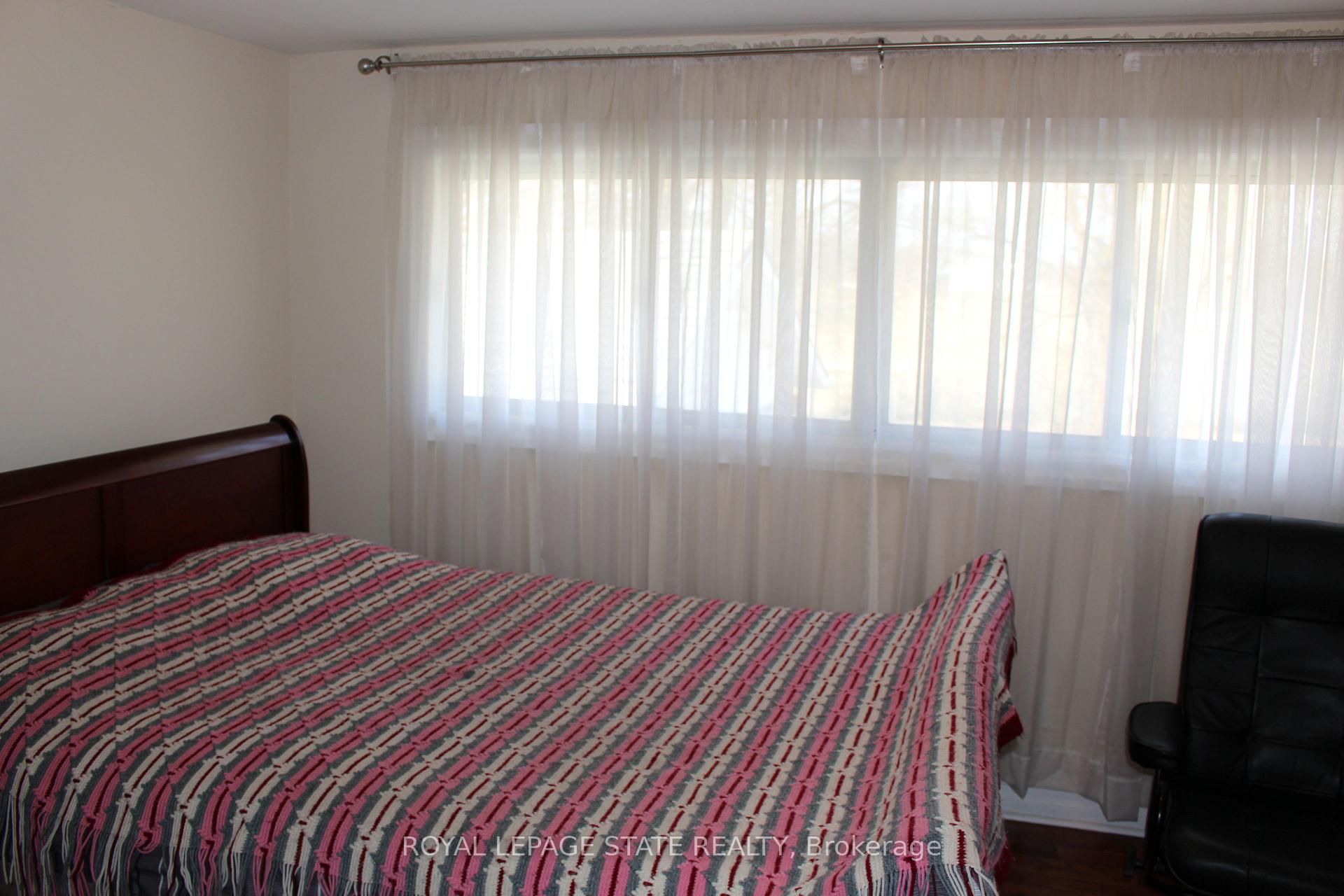 Photo 7 of 2112 Upper James Street, Hamilton, Twenty Place — HOMEH