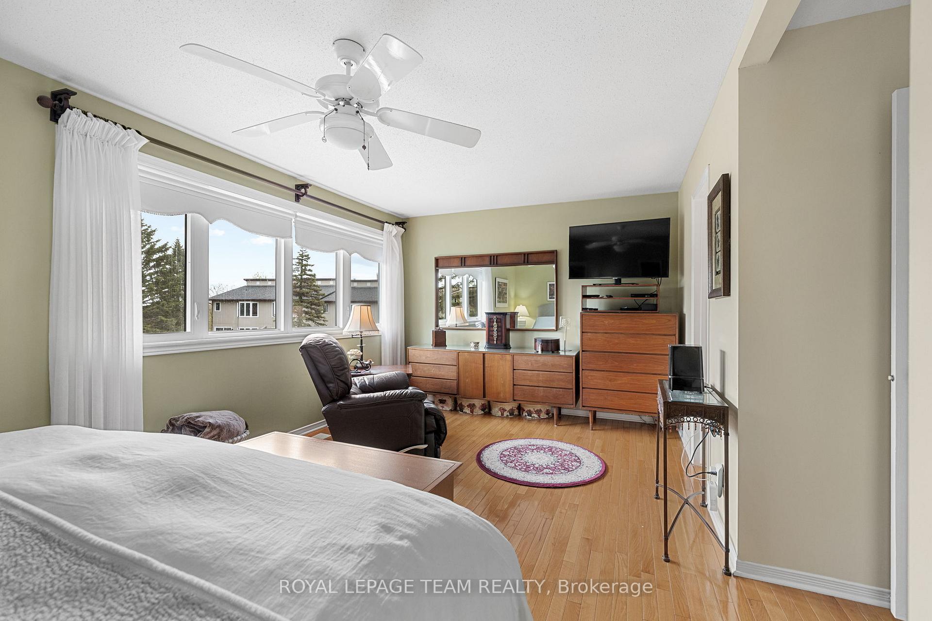 Photo 12 of 84 Winbro Private, Ottawa, Hunt Club/Western Community — HOMEH