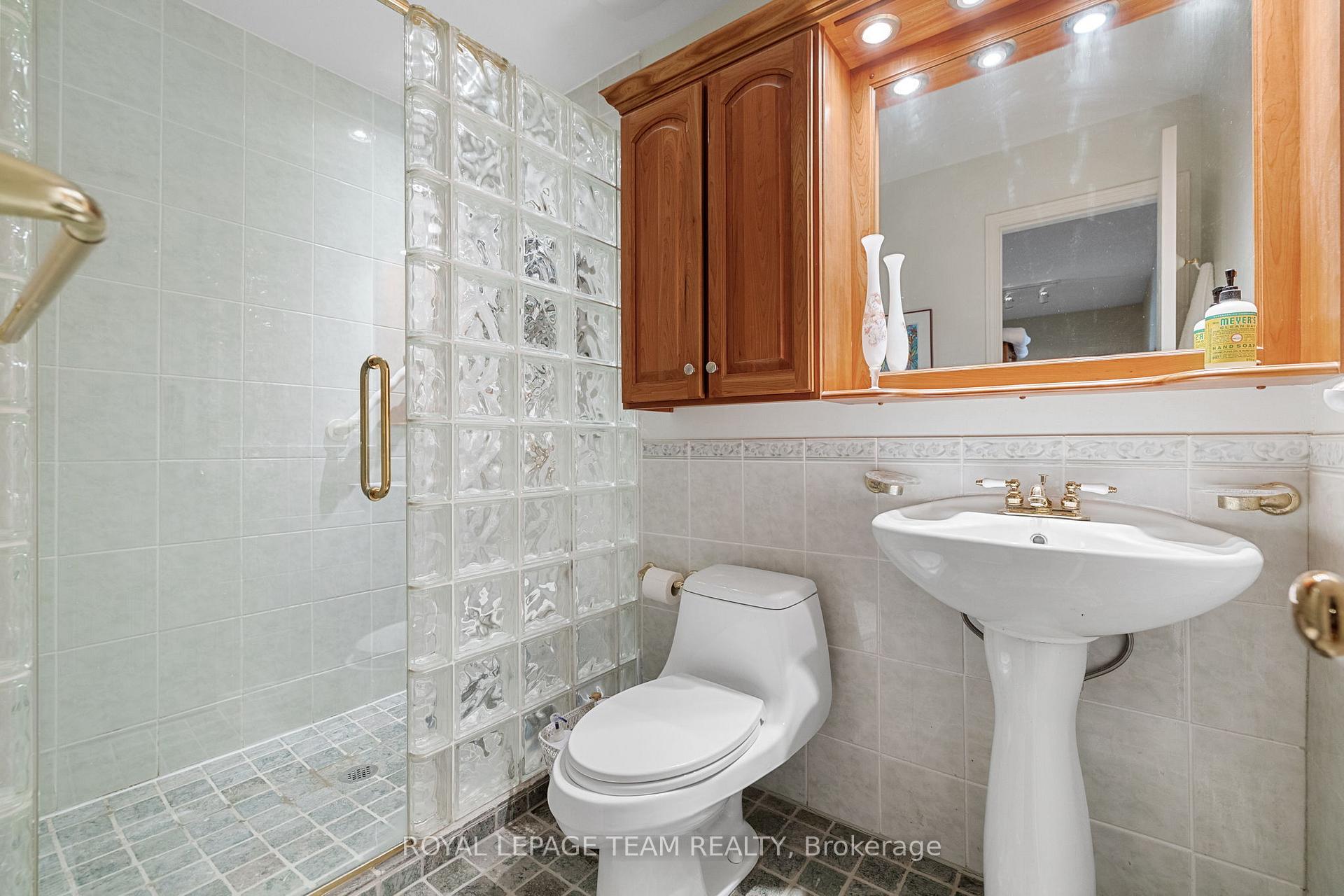 Photo 14 of 84 Winbro Private, Ottawa, Hunt Club/Western Community — HOMEH