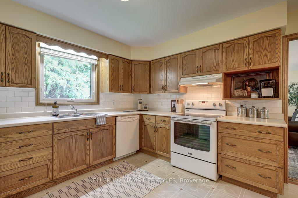 Photo 17 of 24317 Coldstream Road, Middlesex Centre, Ilderton — HOMEH