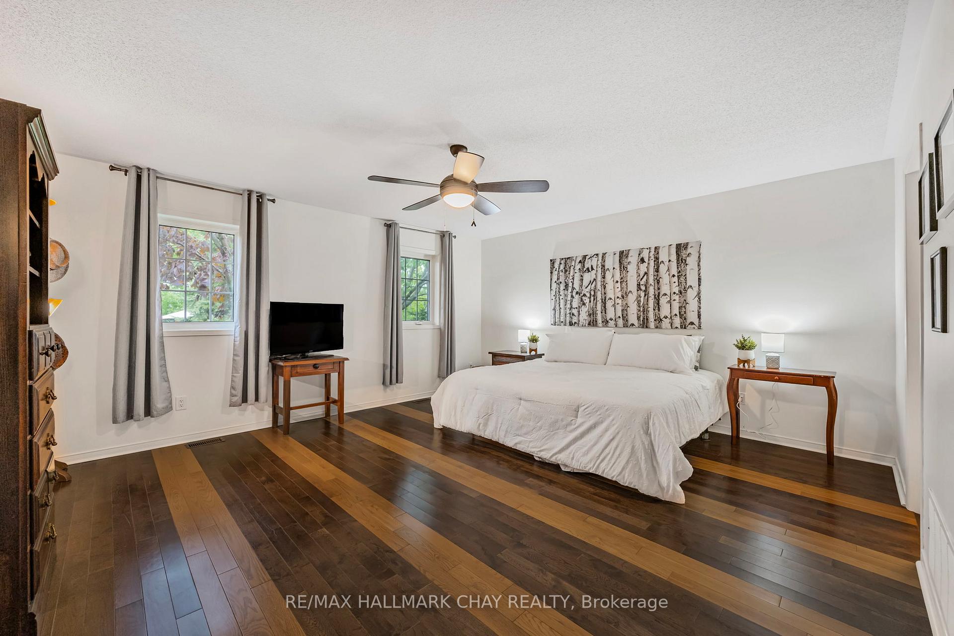 Photo 4 of 314 Harvie Road, Barrie, Holly — HOMEH