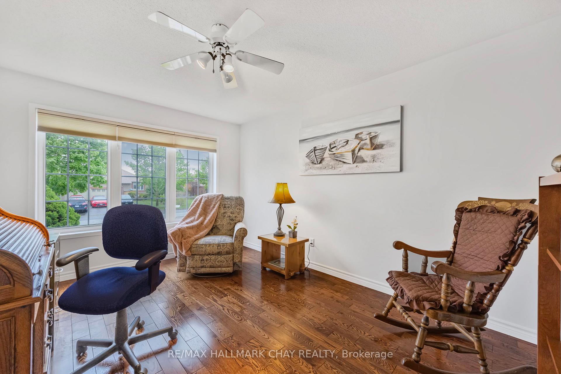 Photo 11 of 314 Harvie Road, Barrie, Holly — HOMEH