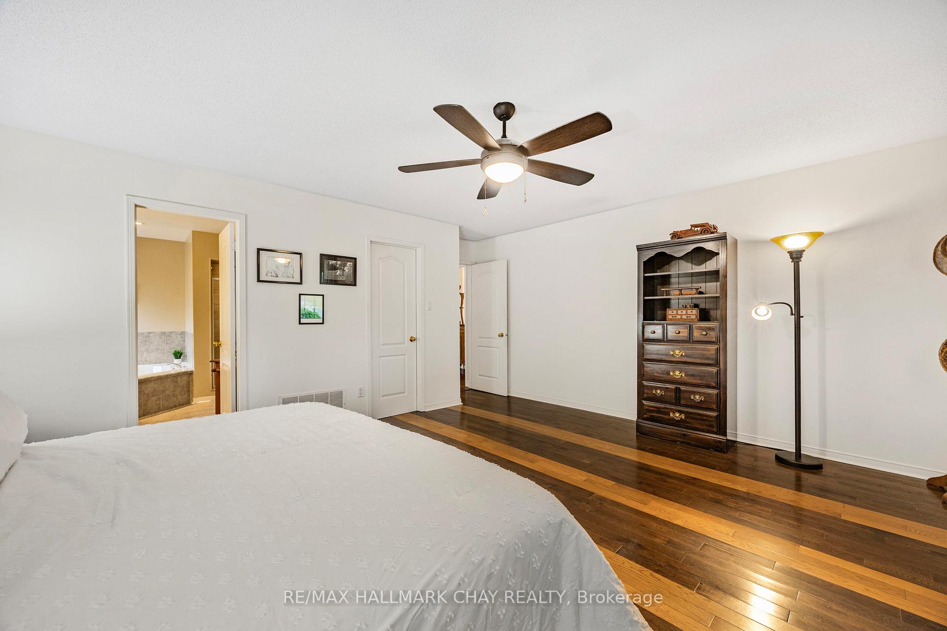 Photo 10 of 314 Harvie Road, Barrie, Holly — HOMEH