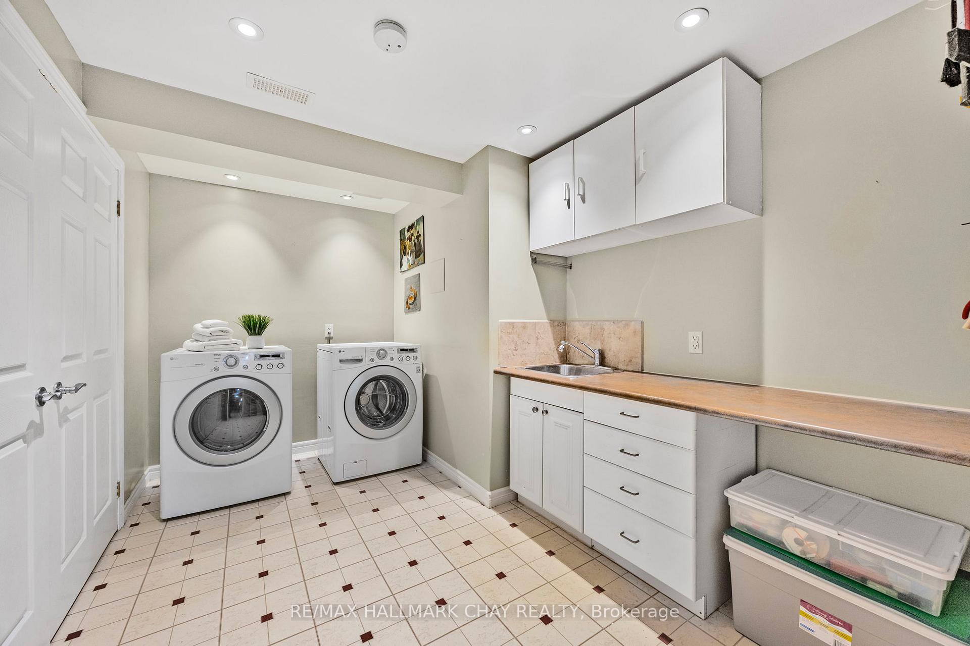 Photo 18 of 314 Harvie Road, Barrie, Holly — HOMEH