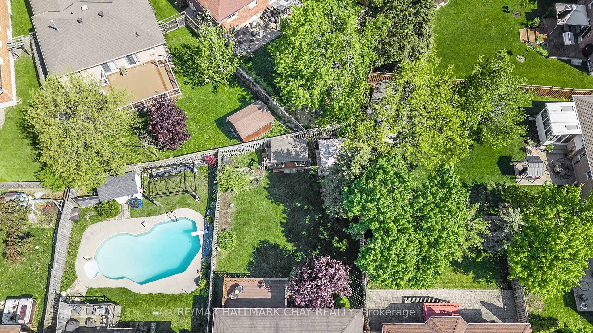 Photo 16 of 314 Harvie Road, Barrie, Holly — HOMEH