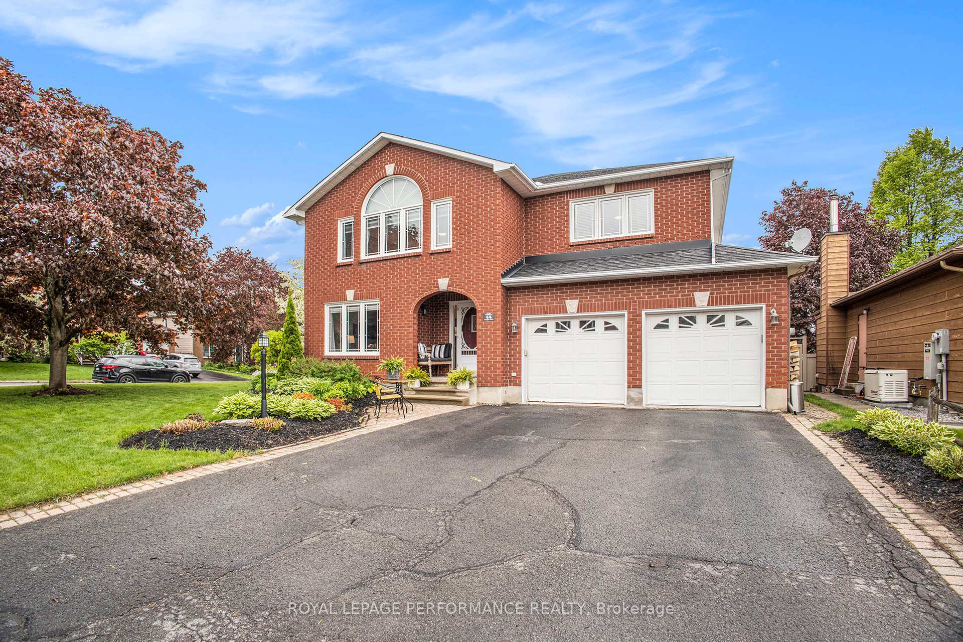 Photo 5 of 44 Cherry Drive, Ottawa, Stittsville (South) — HOMEH