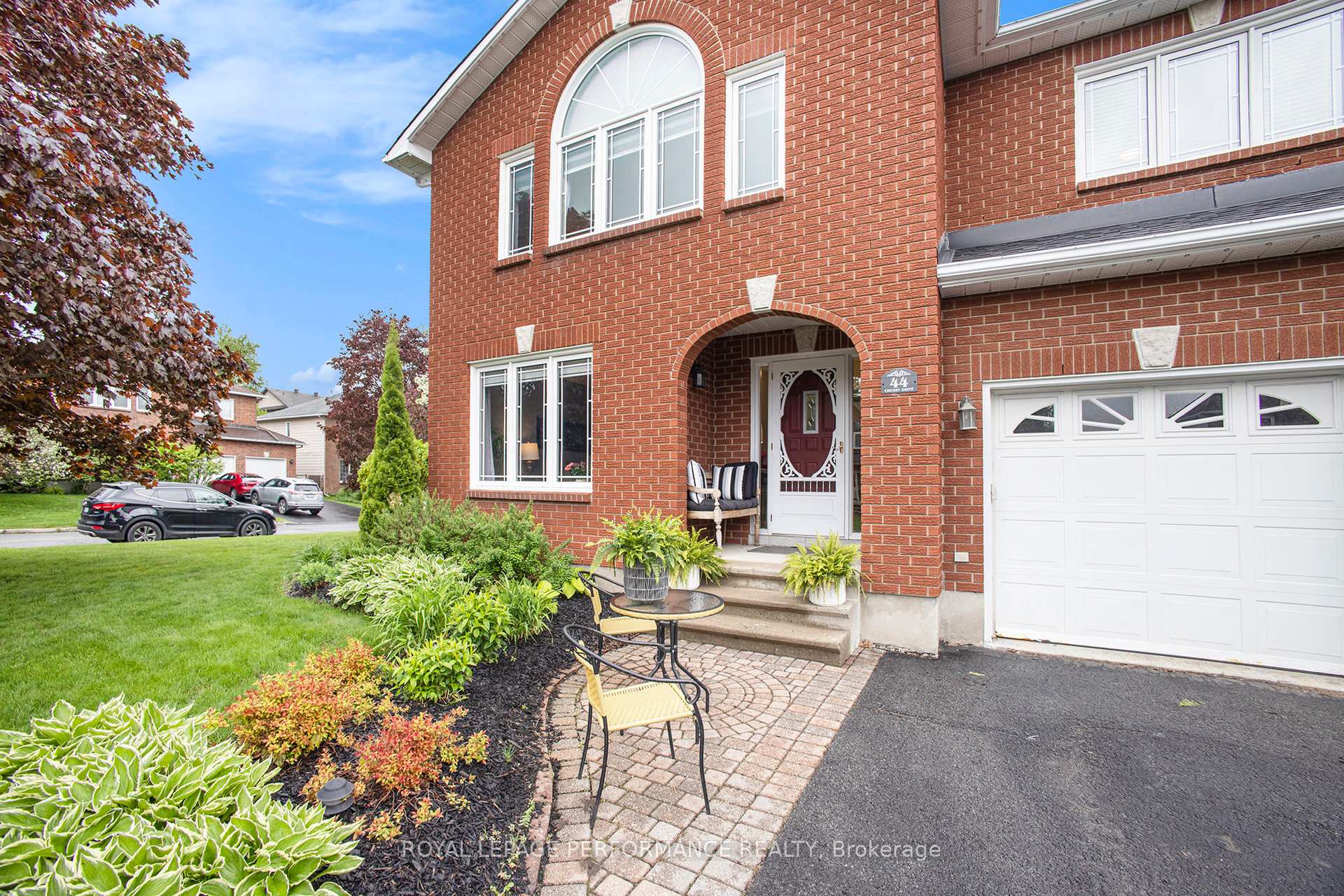 Photo 16 of 44 Cherry Drive, Ottawa, Stittsville (South) — HOMEH