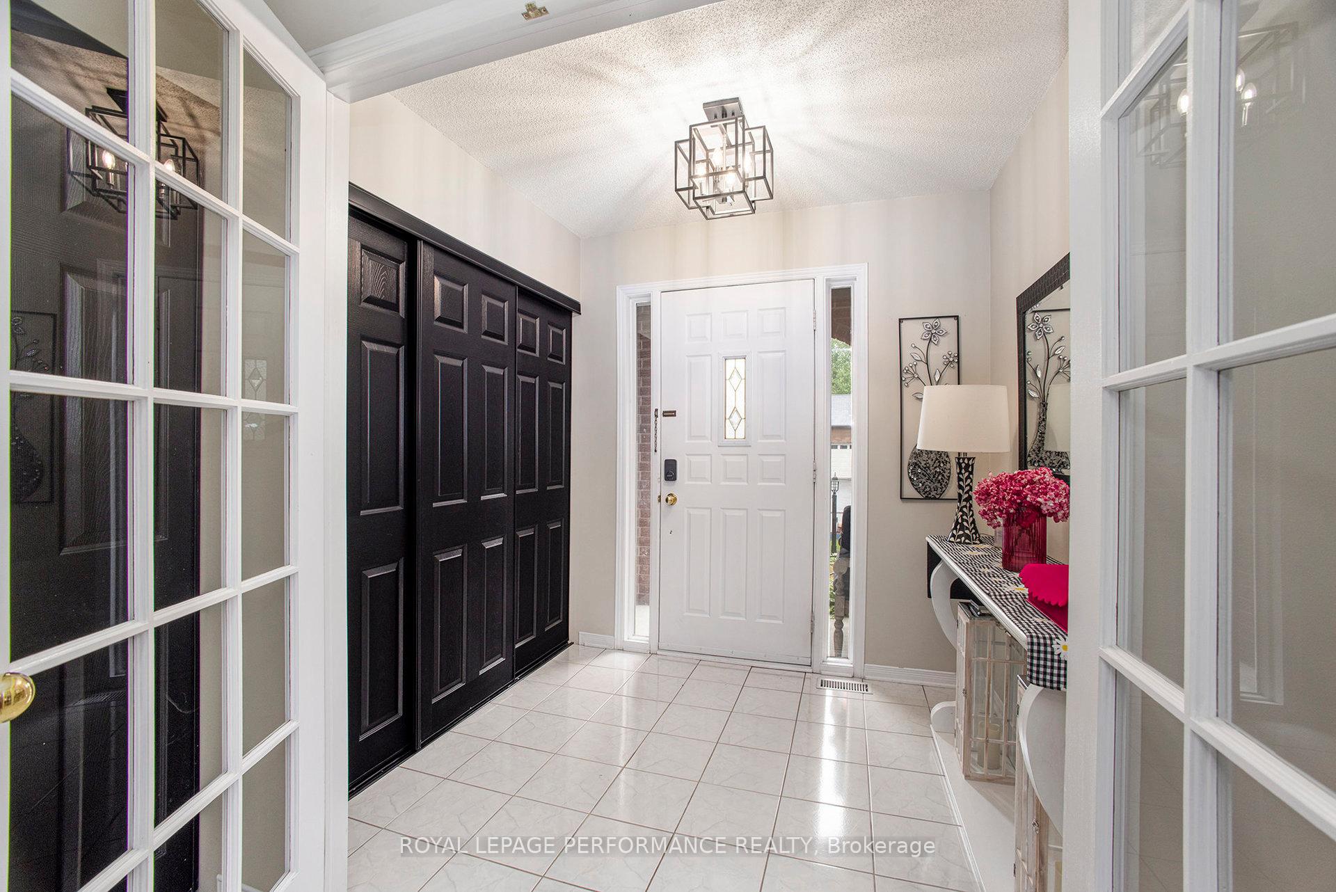 Photo 2 of 44 Cherry Drive, Ottawa, Stittsville (South) — HOMEH