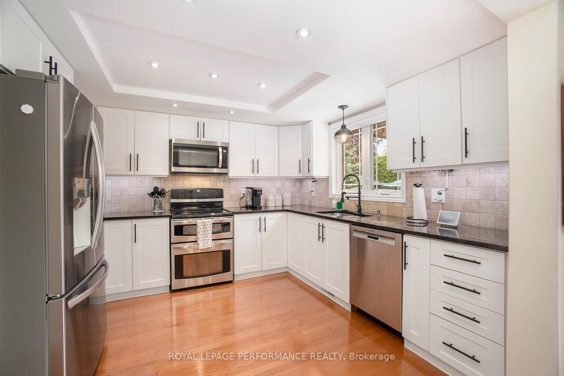 Photo 6 of 44 Cherry Drive, Ottawa, Stittsville (South) — HOMEH