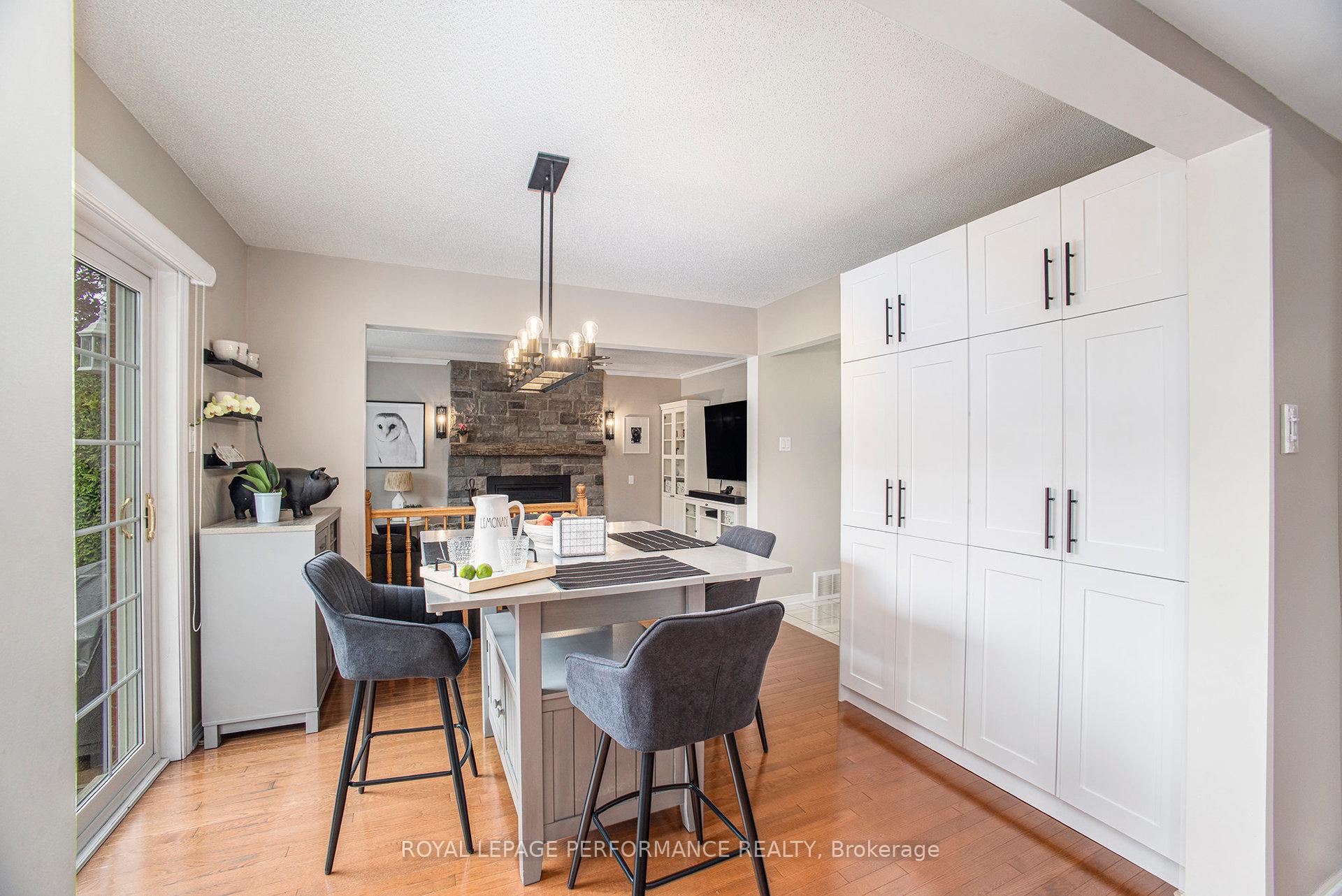Photo 15 of 44 Cherry Drive, Ottawa, Stittsville (South) — HOMEH