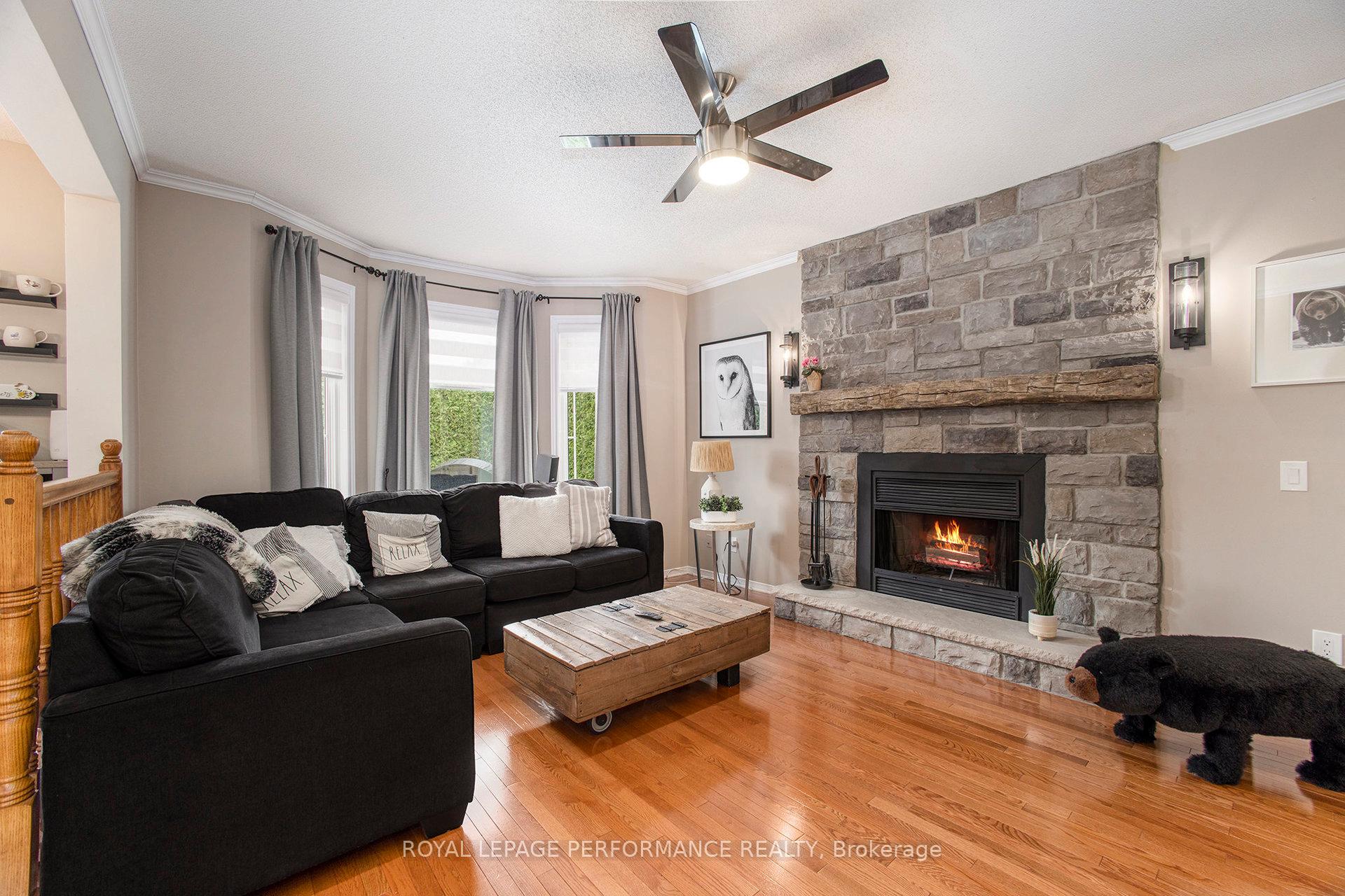 Photo 11 of 44 Cherry Drive, Ottawa, Stittsville (South) — HOMEH