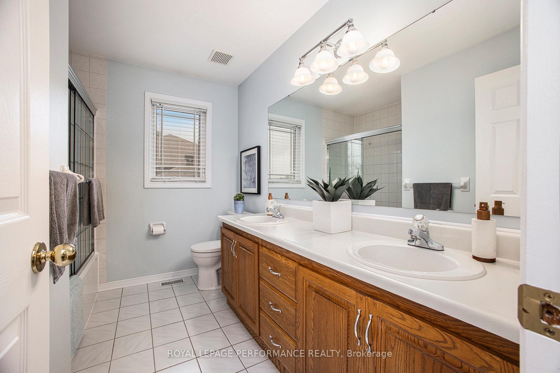 Photo 27 of 44 Cherry Drive, Ottawa, Stittsville (South) — HOMEH