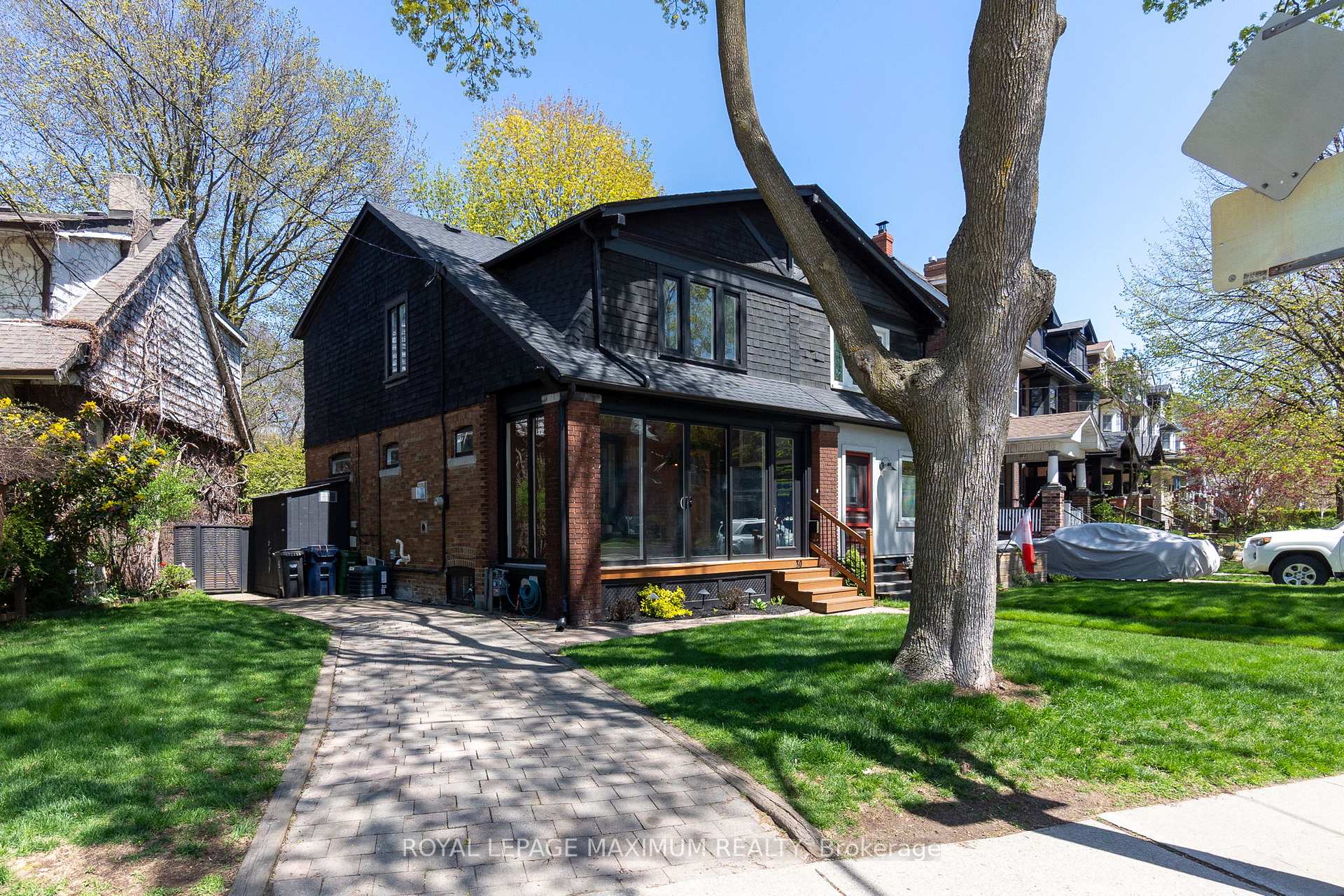 Photo 27 of 30 Dixon Avenue, Toronto, The Beaches — HOMEH