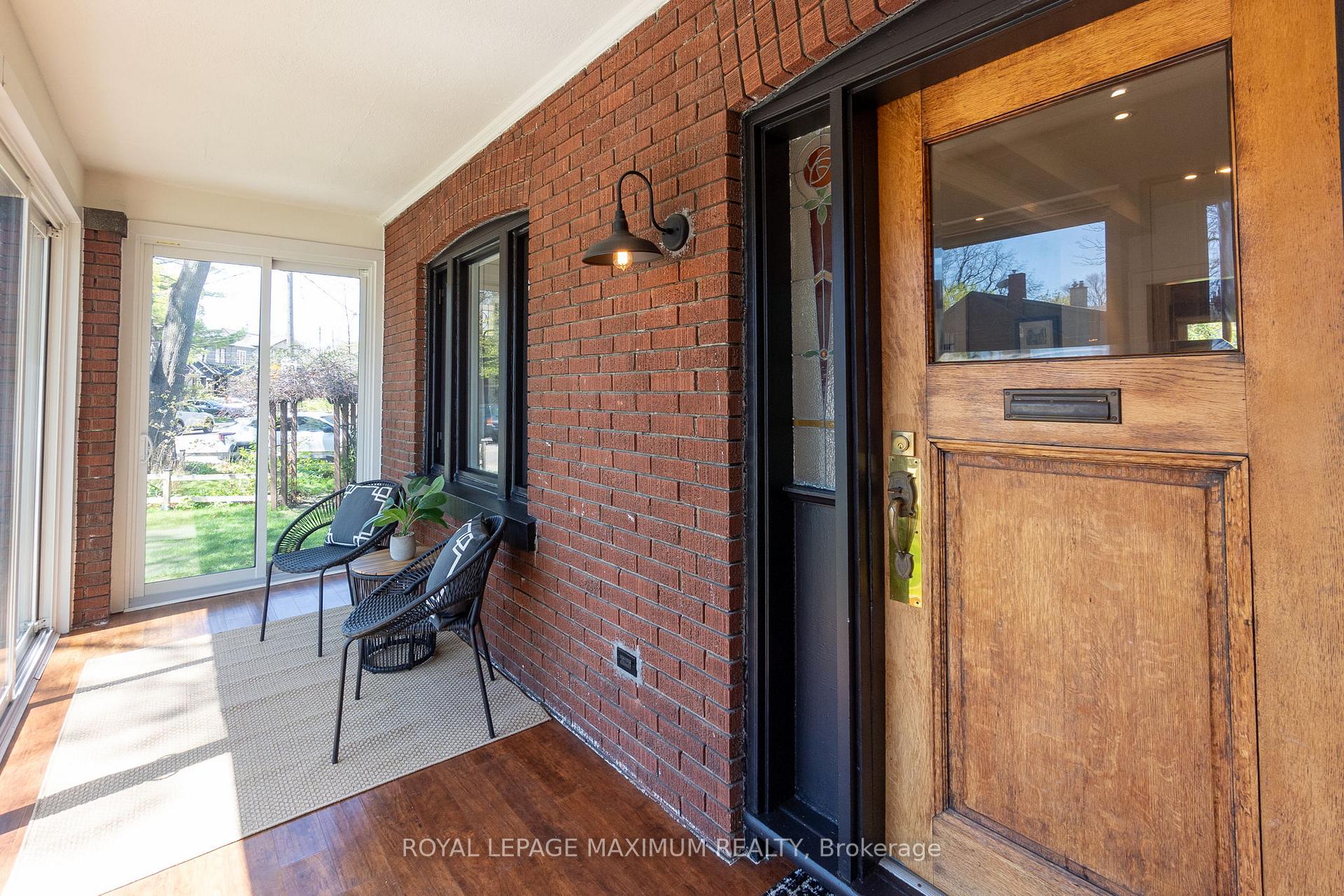 Photo 14 of 30 Dixon Avenue, Toronto, The Beaches — HOMEH