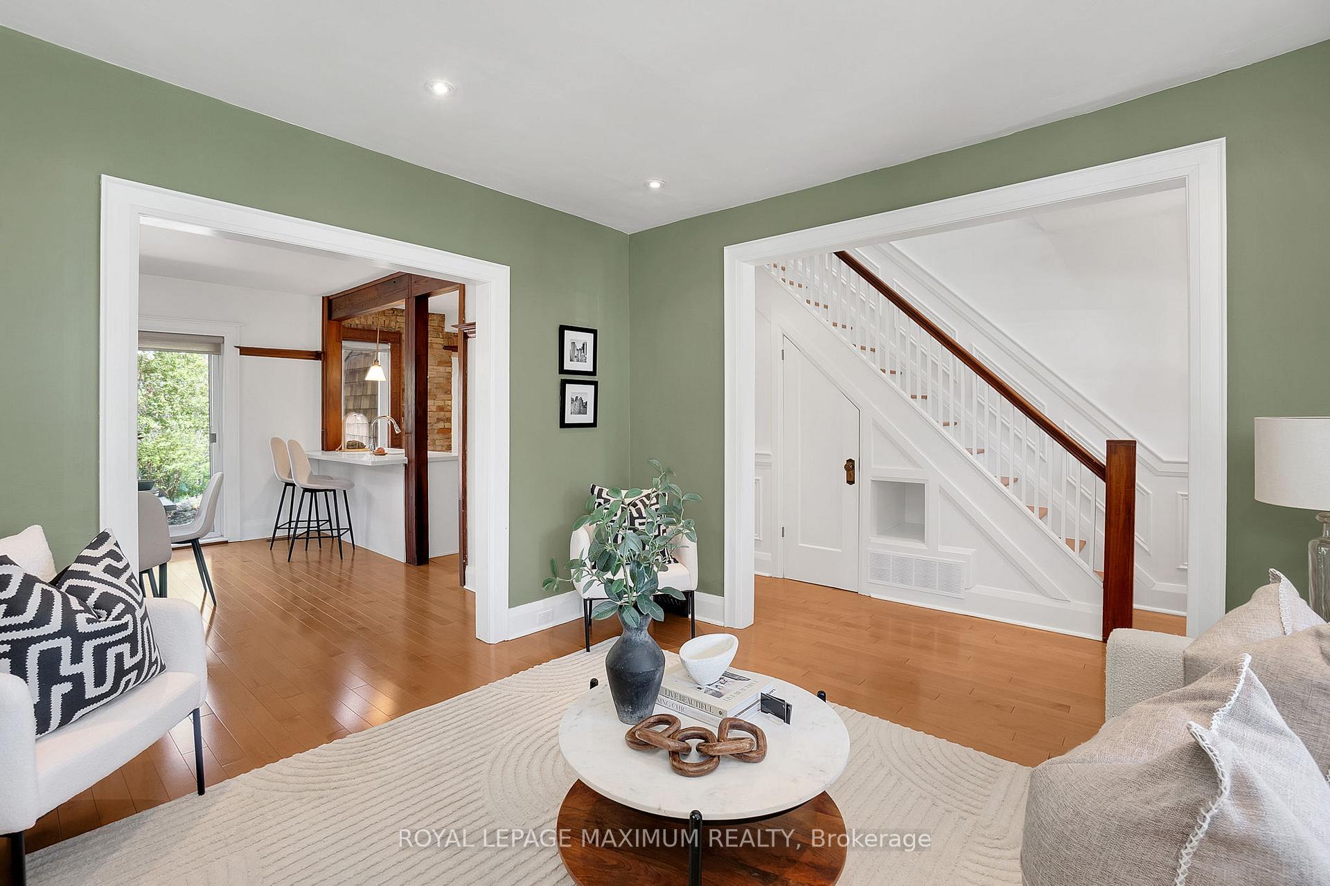 Photo 3 of 30 Dixon Avenue, Toronto, The Beaches — HOMEH