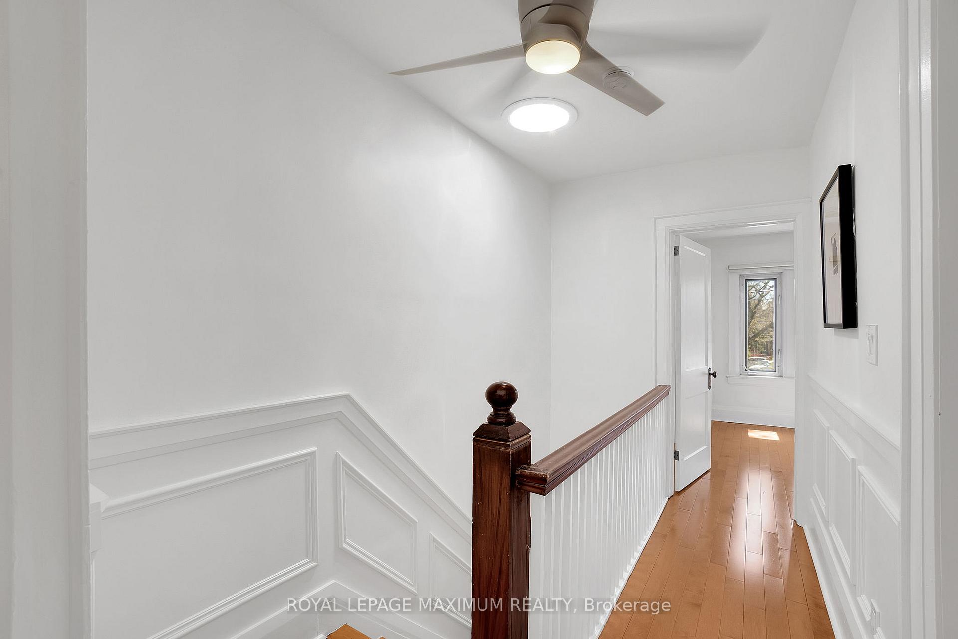 Photo 10 of 30 Dixon Avenue, Toronto, The Beaches — HOMEH