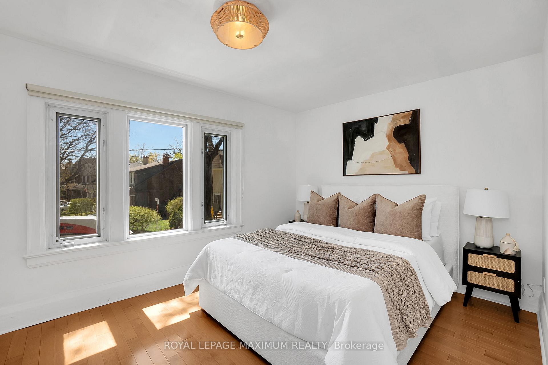 Photo 20 of 30 Dixon Avenue, Toronto, The Beaches — HOMEH