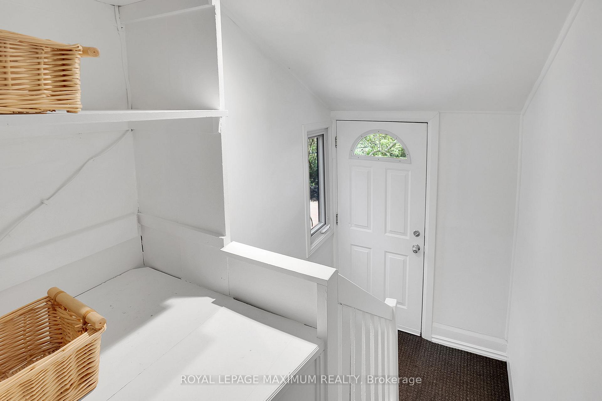Photo 18 of 30 Dixon Avenue, Toronto, The Beaches — HOMEH