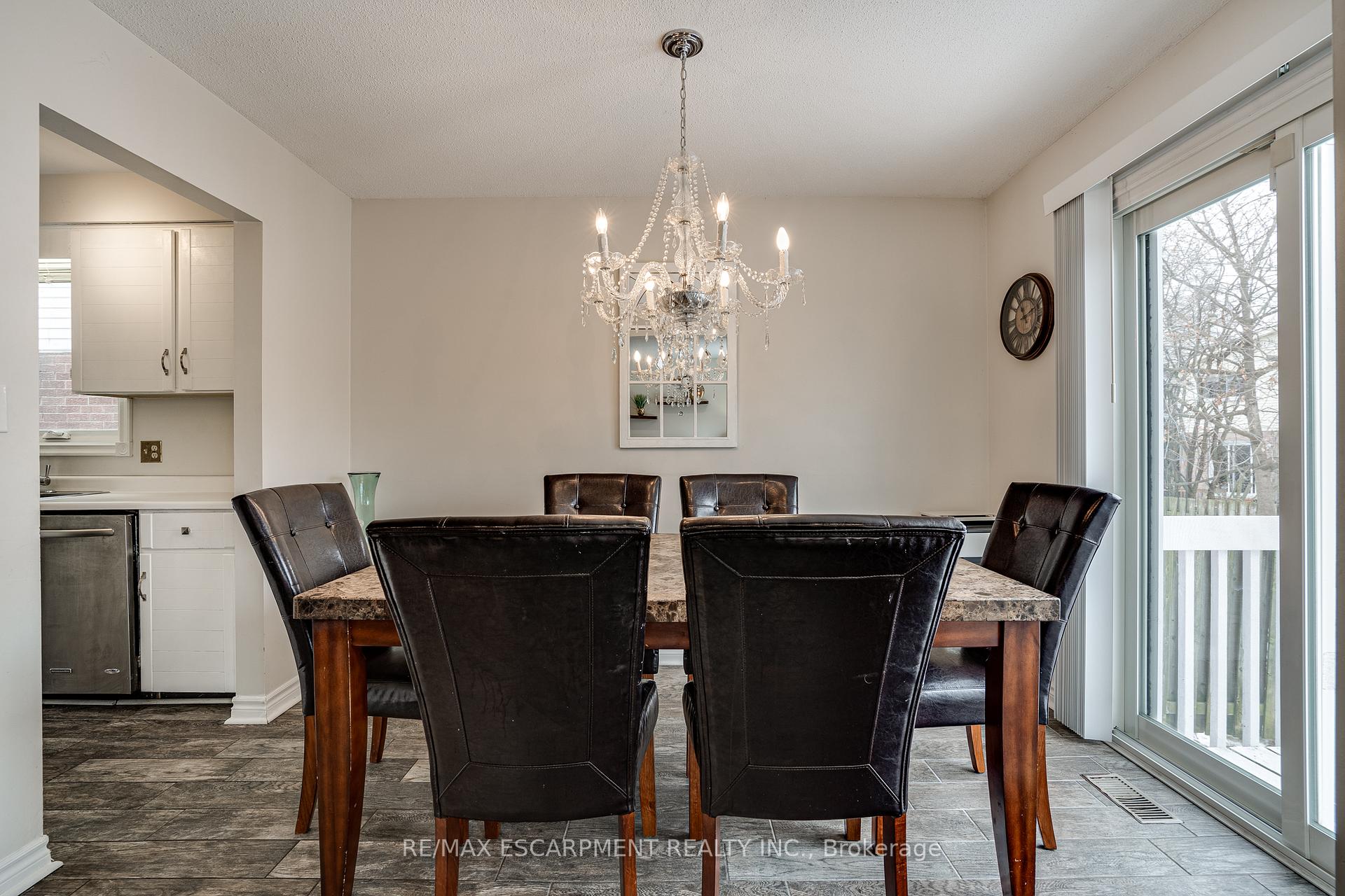 Photo 43 of 29 Capri Street, Thorold, Confederation Heights — HOMEH