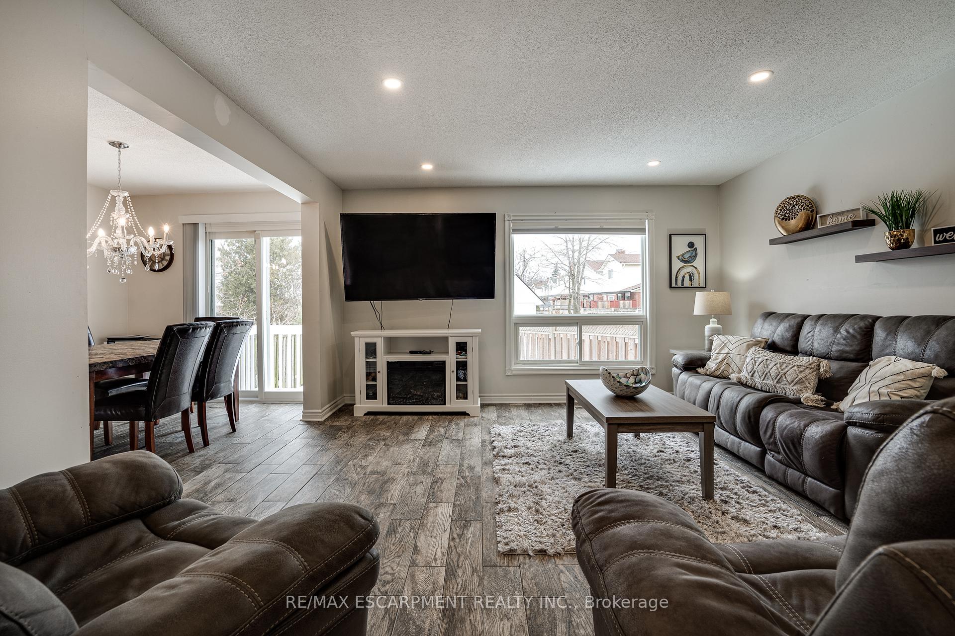 Photo 45 of 29 Capri Street, Thorold, Confederation Heights — HOMEH