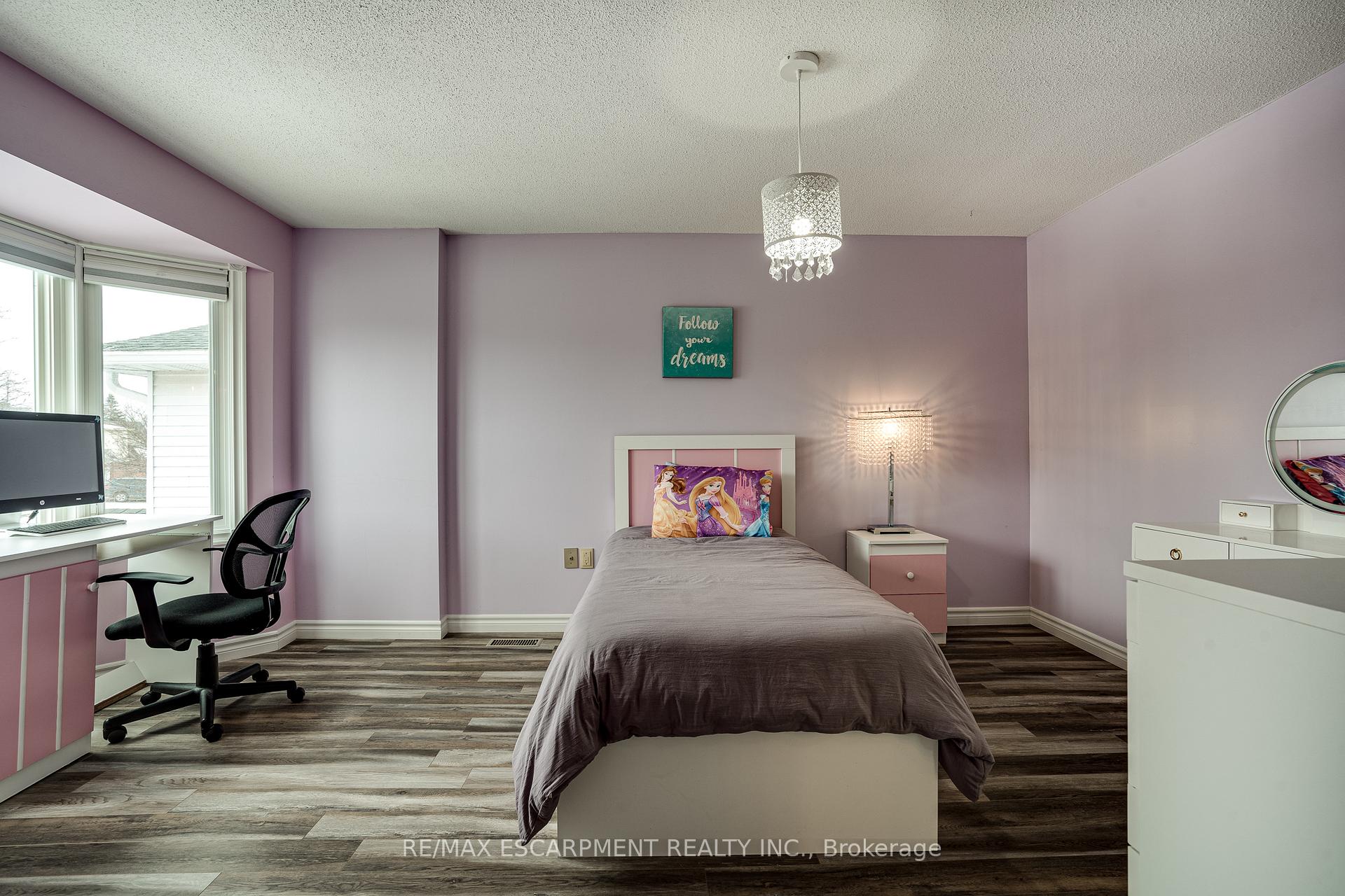 Photo 25 of 29 Capri Street, Thorold, Confederation Heights — HOMEH