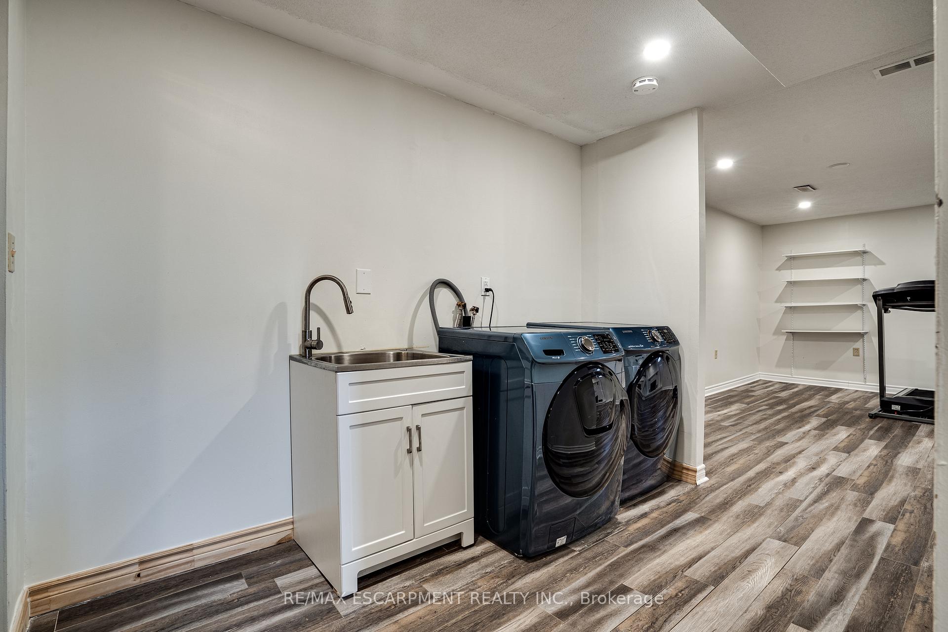 Photo 30 of 29 Capri Street, Thorold, Confederation Heights — HOMEH