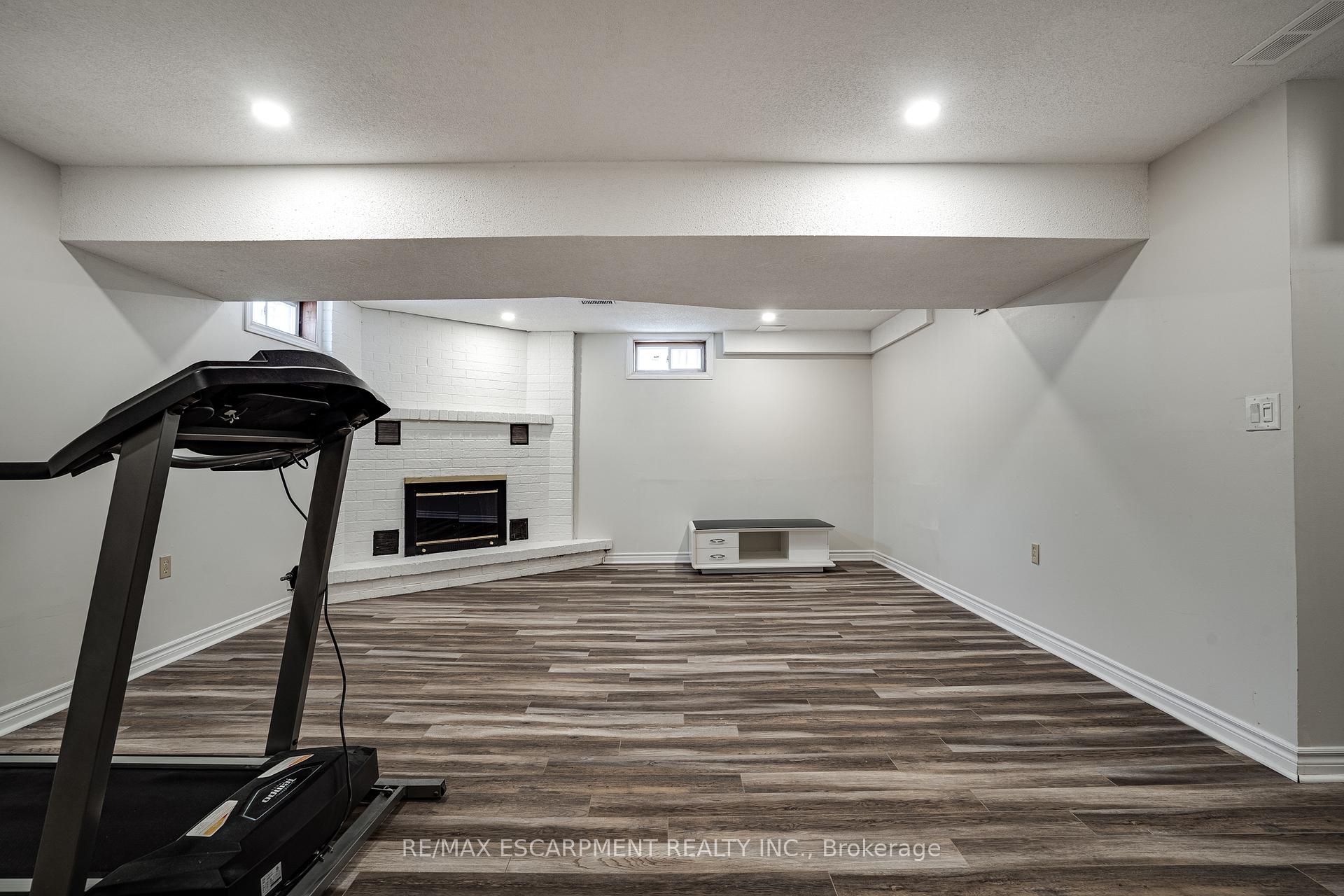 Photo 29 of 29 Capri Street, Thorold, Confederation Heights — HOMEH