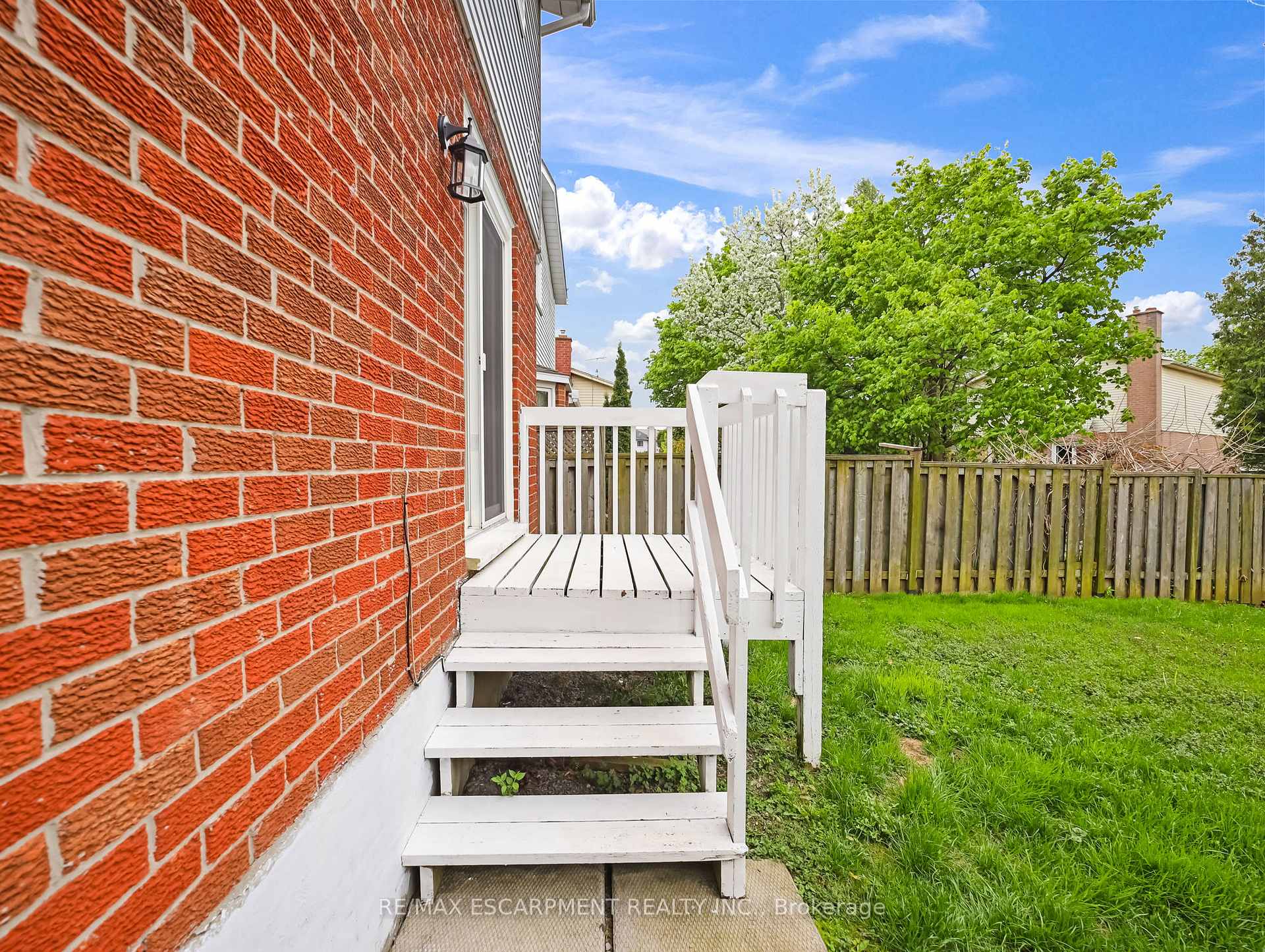 Photo 34 of 29 Capri Street, Thorold, Confederation Heights — HOMEH