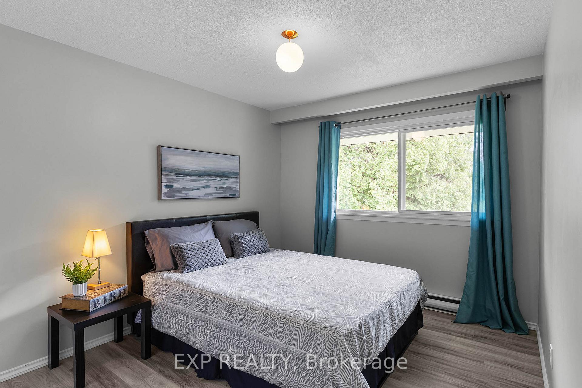 Photo 17 of 9670 Morning Glory Road, Georgina, Pefferlaw — HOMEH