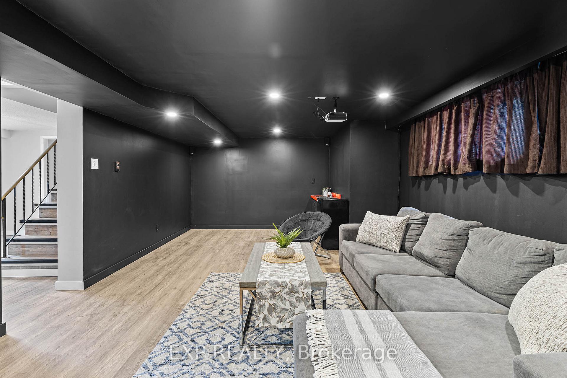 Photo 28 of 9670 Morning Glory Road, Georgina, Pefferlaw — HOMEH