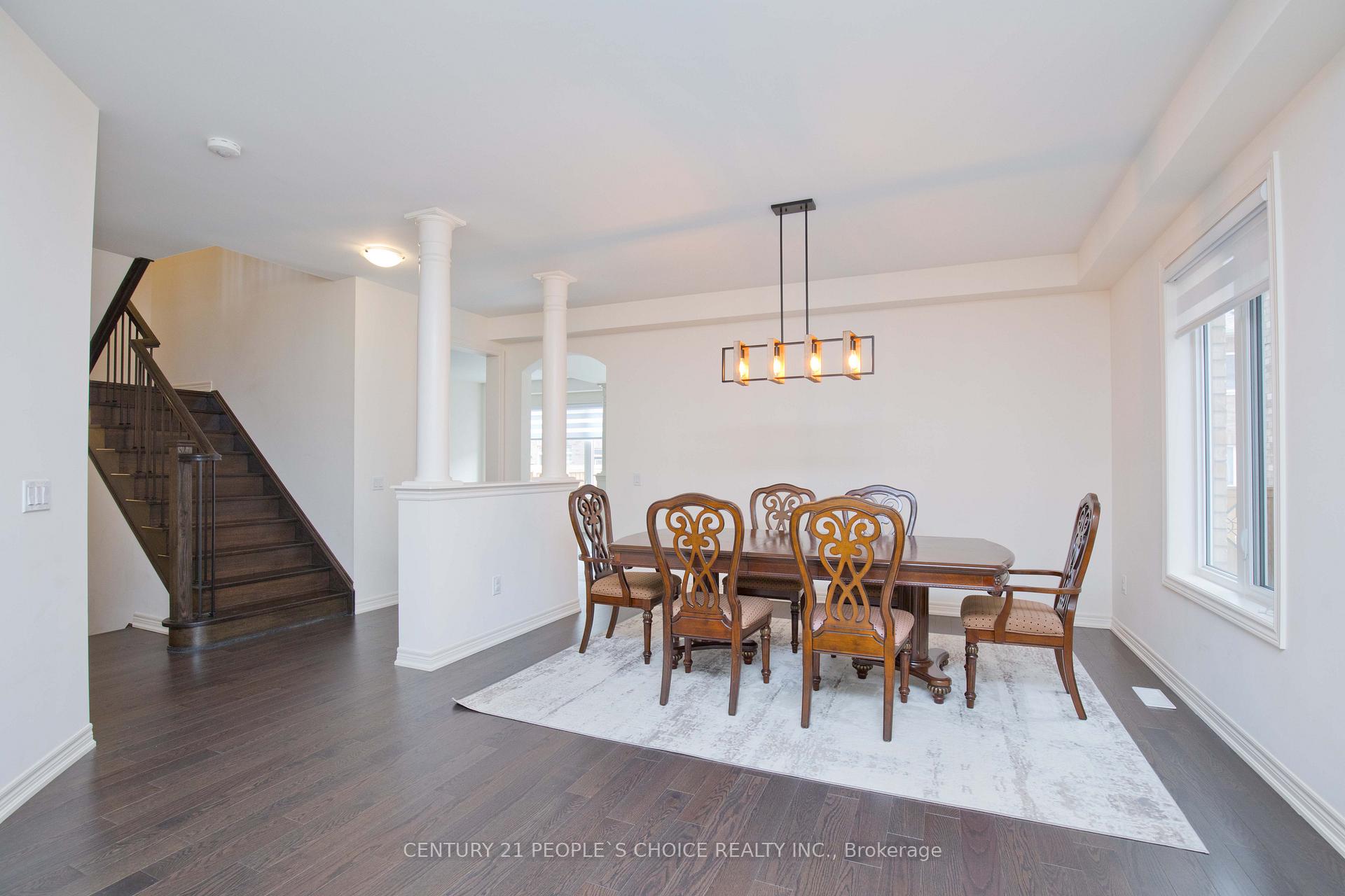 Photo 17 of 4 Elverton Crescent, Brampton, Northwest Brampton — HOMEH