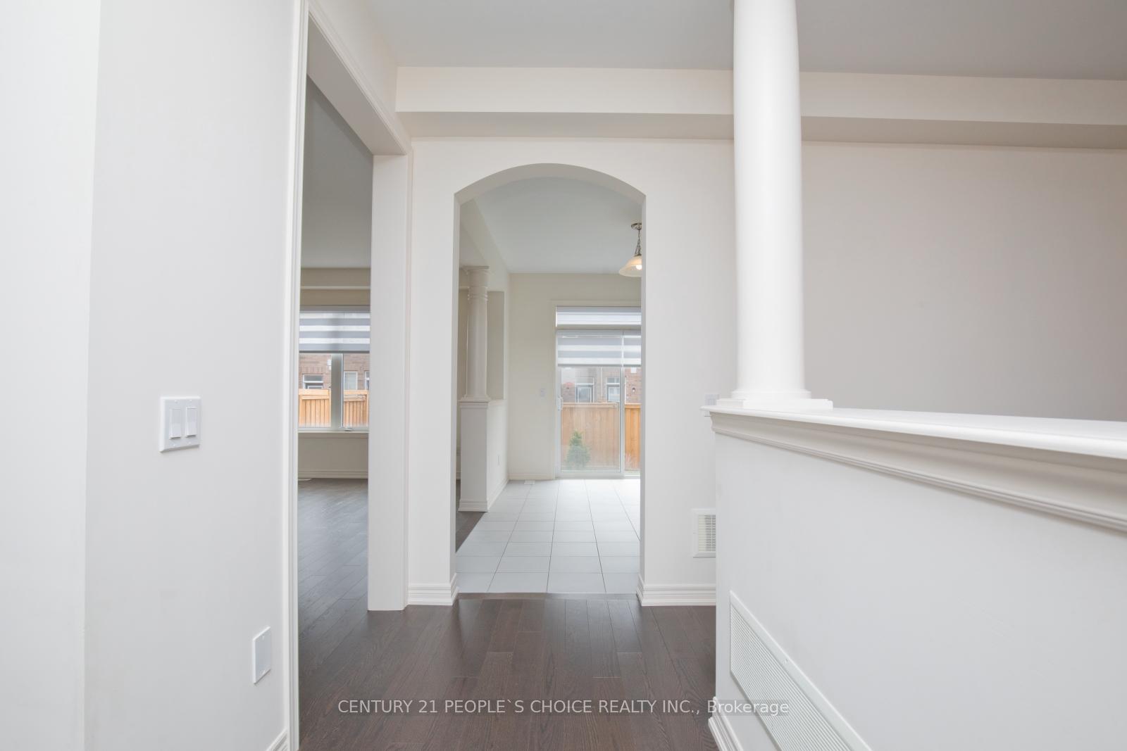 Photo 5 of 4 Elverton Crescent, Brampton, Northwest Brampton — HOMEH