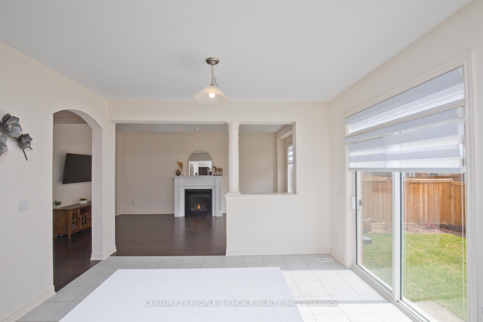 Photo 16 of 4 Elverton Crescent, Brampton, Northwest Brampton — HOMEH