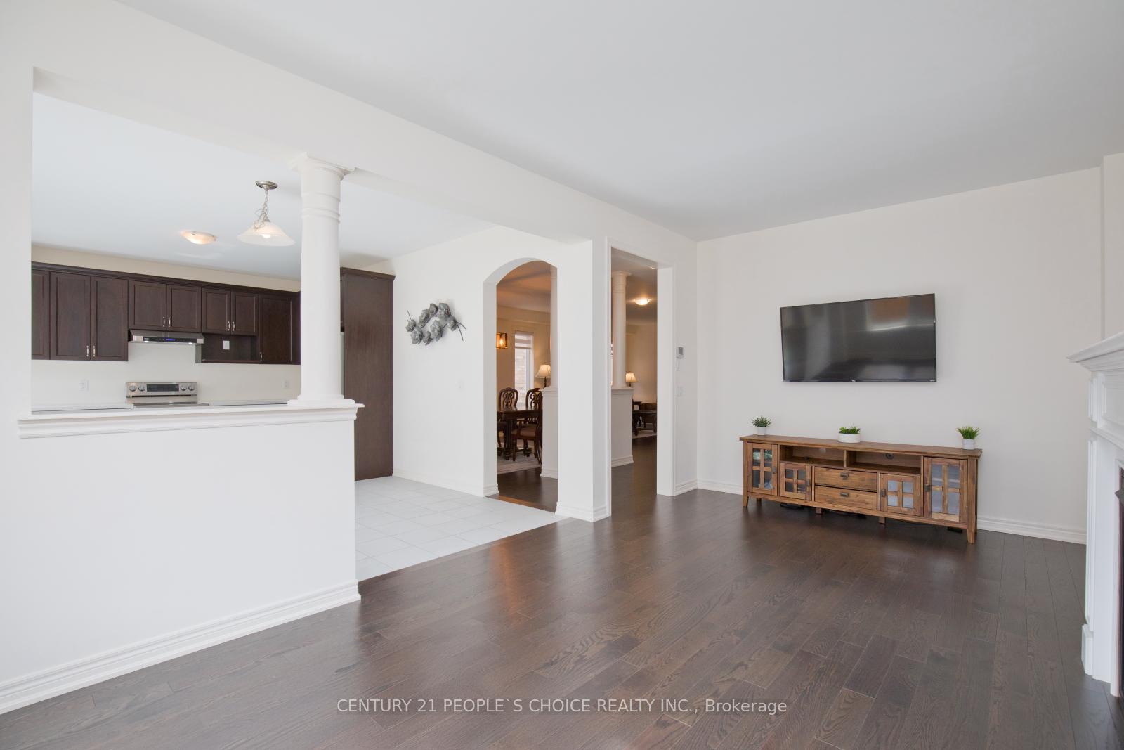 Photo 13 of 4 Elverton Crescent, Brampton, Northwest Brampton — HOMEH