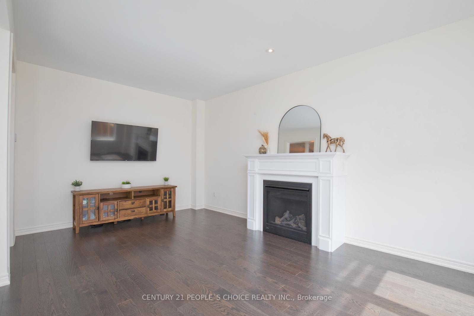 Photo 14 of 4 Elverton Crescent, Brampton, Northwest Brampton — HOMEH