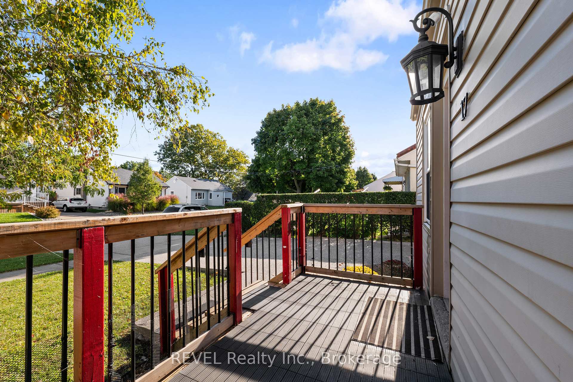 Photo 31 of 17 Sandown Street, St. Catharines, Fairview — HOMEH