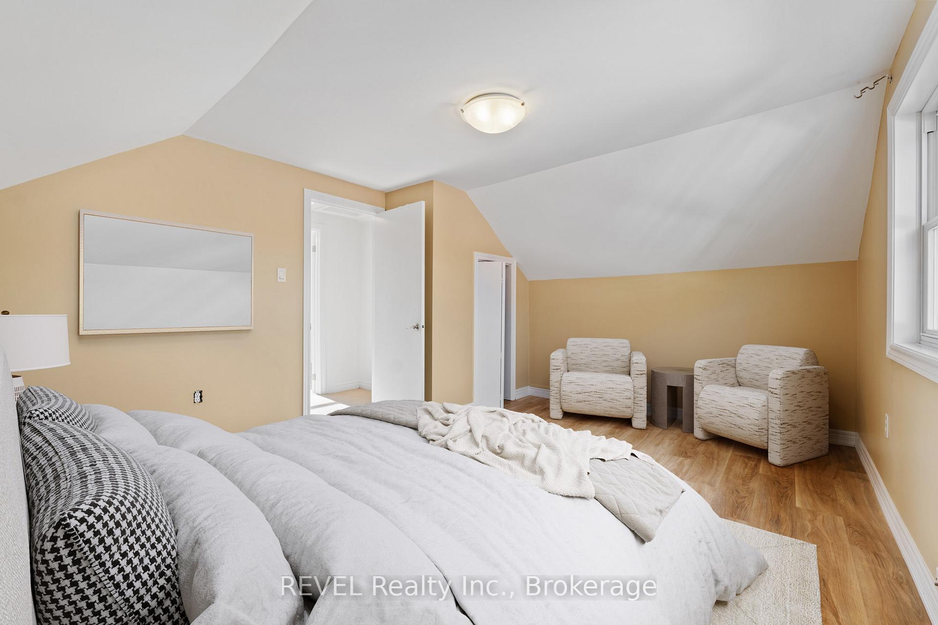 Photo 6 of 17 Sandown Street, St. Catharines, Fairview — HOMEH