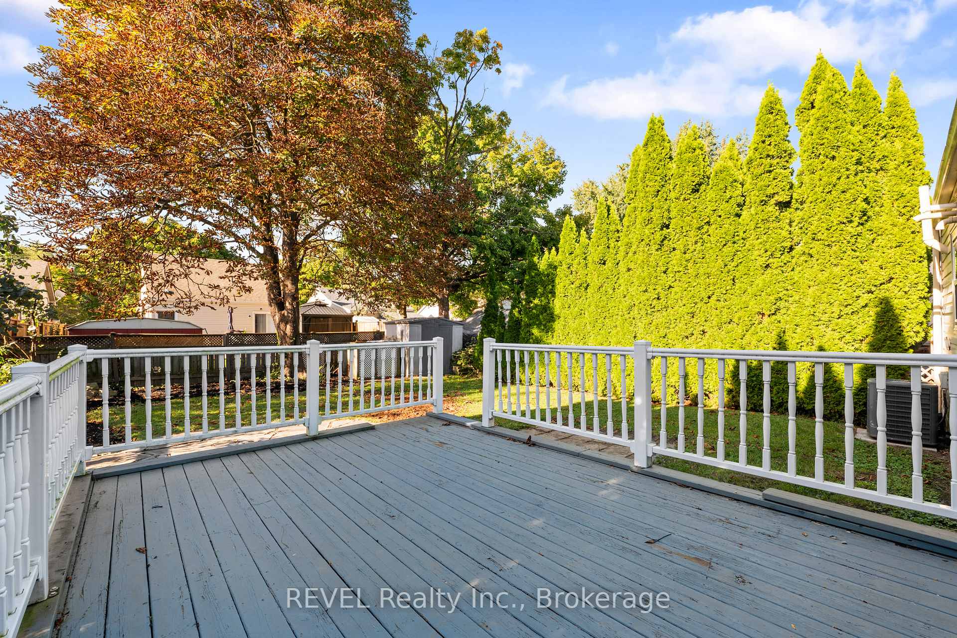 Photo 24 of 17 Sandown Street, St. Catharines, Fairview — HOMEH