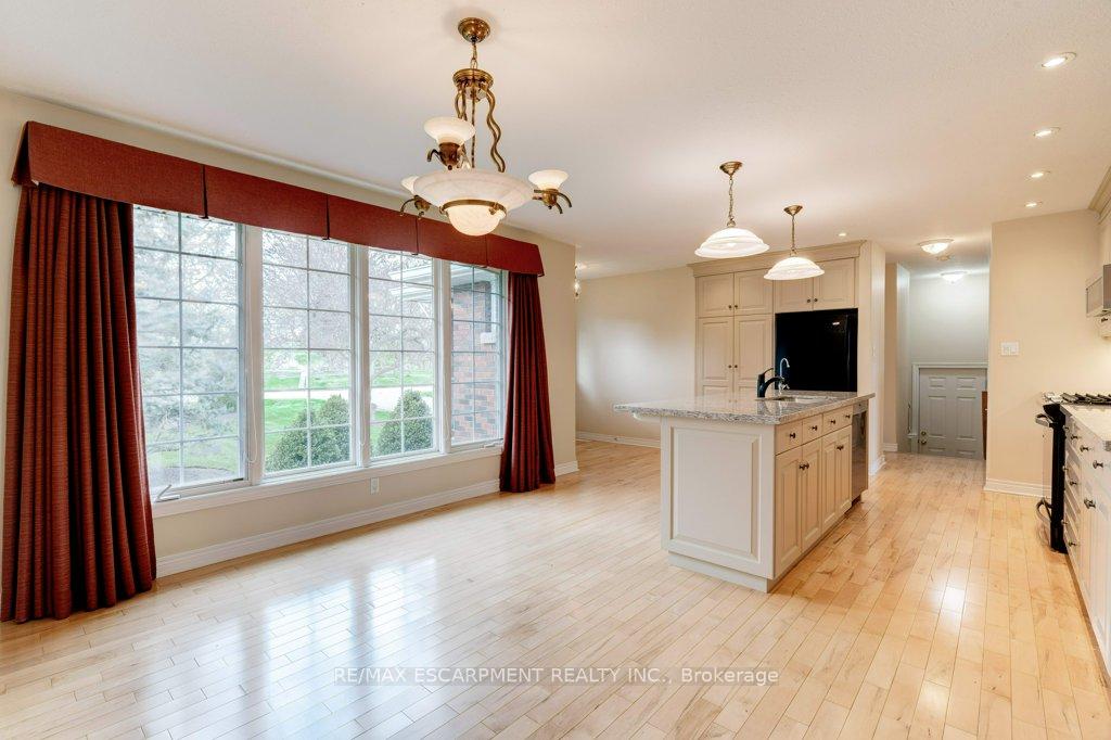 Photo 4 of 2272 Troy Road W, Hamilton, Rural Flamborough — HOMEH