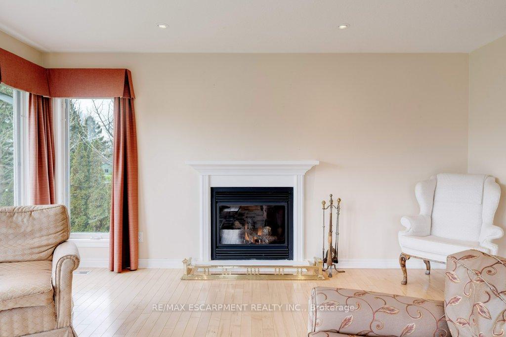 Photo 8 of 2272 Troy Road W, Hamilton, Rural Flamborough — HOMEH
