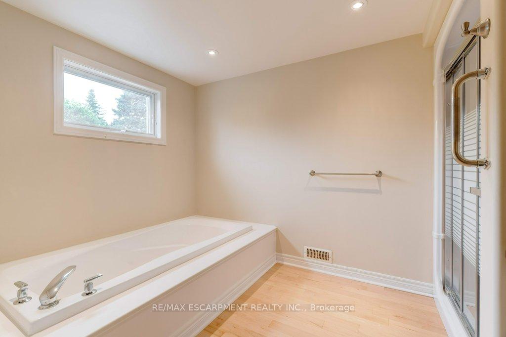 Photo 31 of 2272 Troy Road W, Hamilton, Rural Flamborough — HOMEH
