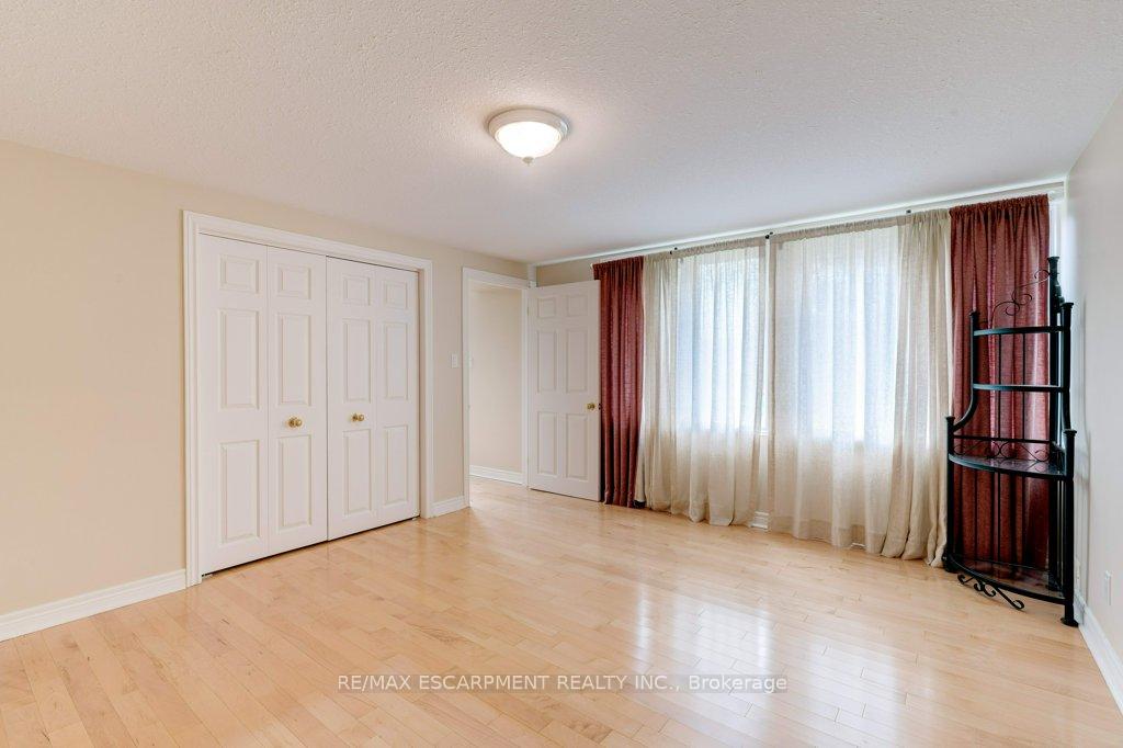 Photo 27 of 2272 Troy Road W, Hamilton, Rural Flamborough — HOMEH