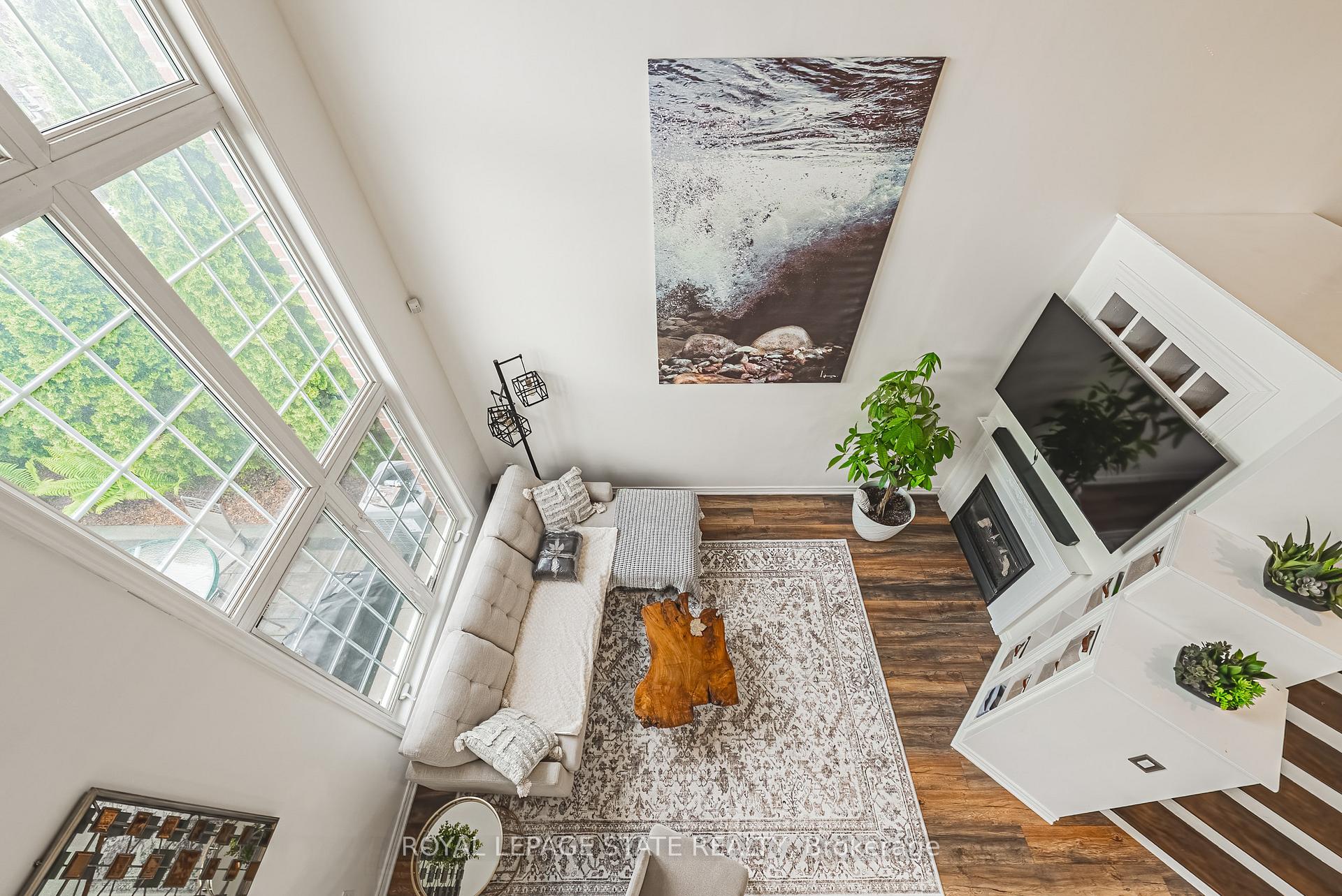 Photo 18 of 95 Livingstone Drive, Hamilton, Dundas — HOMEH