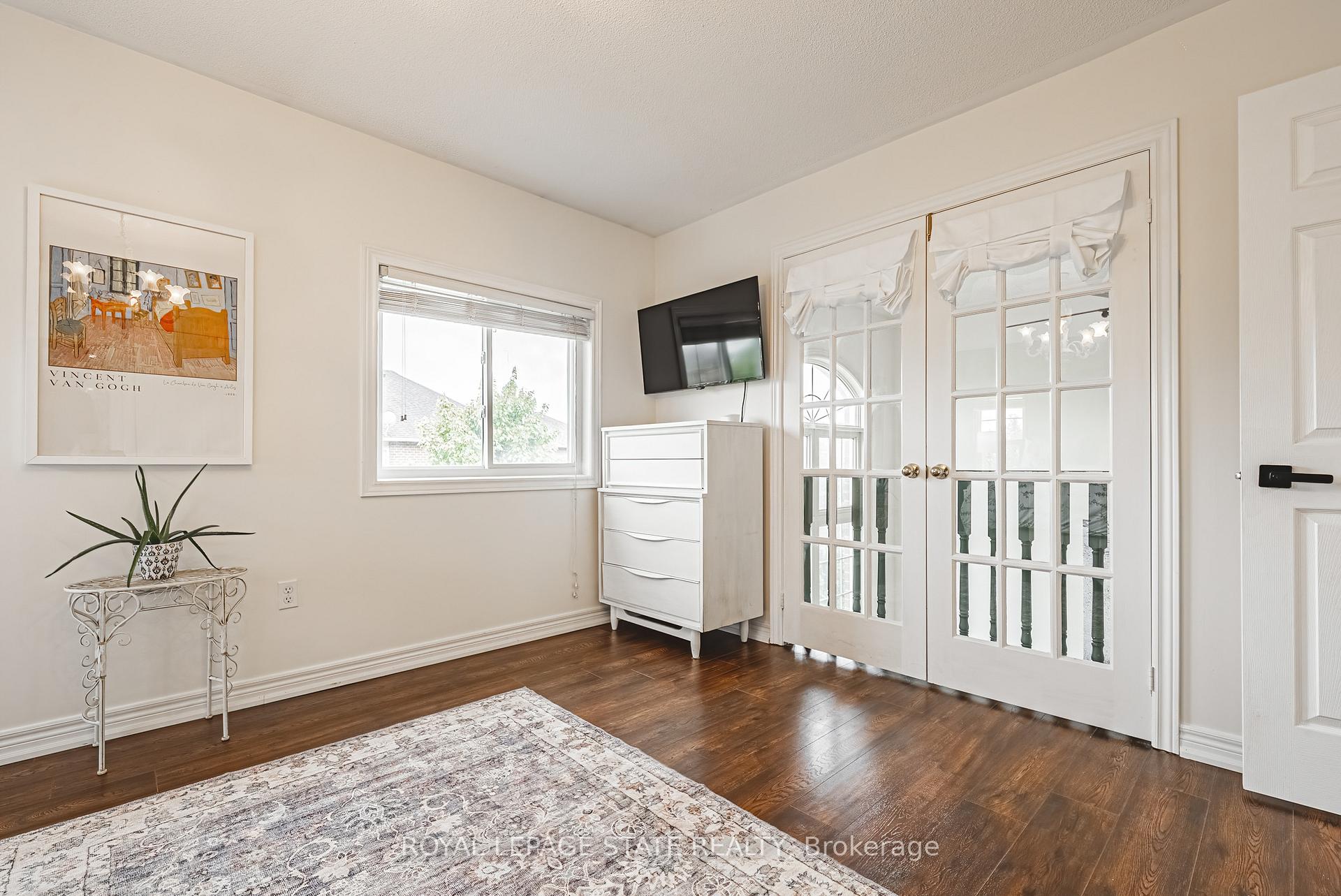 Photo 23 of 95 Livingstone Drive, Hamilton, Dundas — HOMEH
