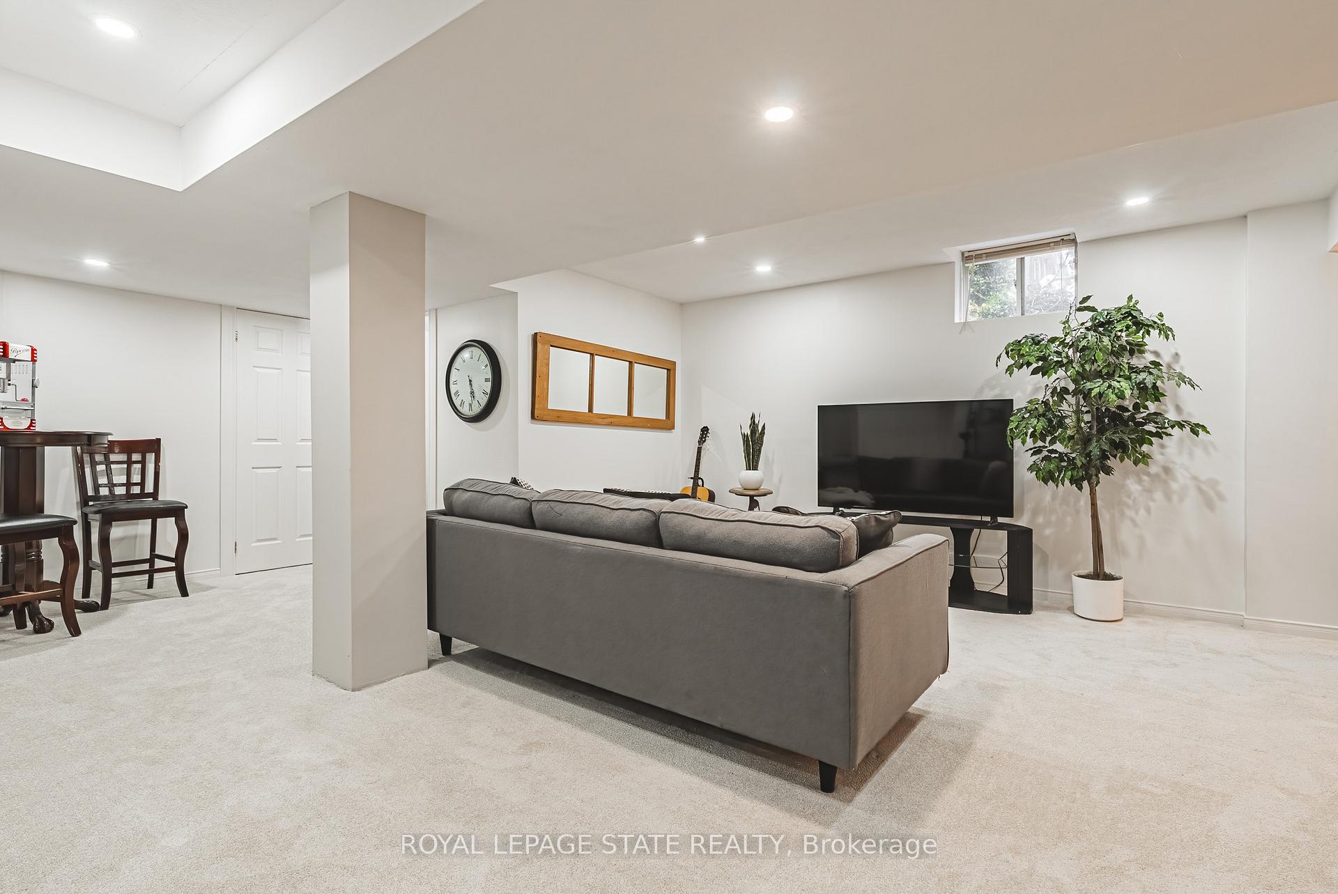 Photo 41 of 95 Livingstone Drive, Hamilton, Dundas — HOMEH
